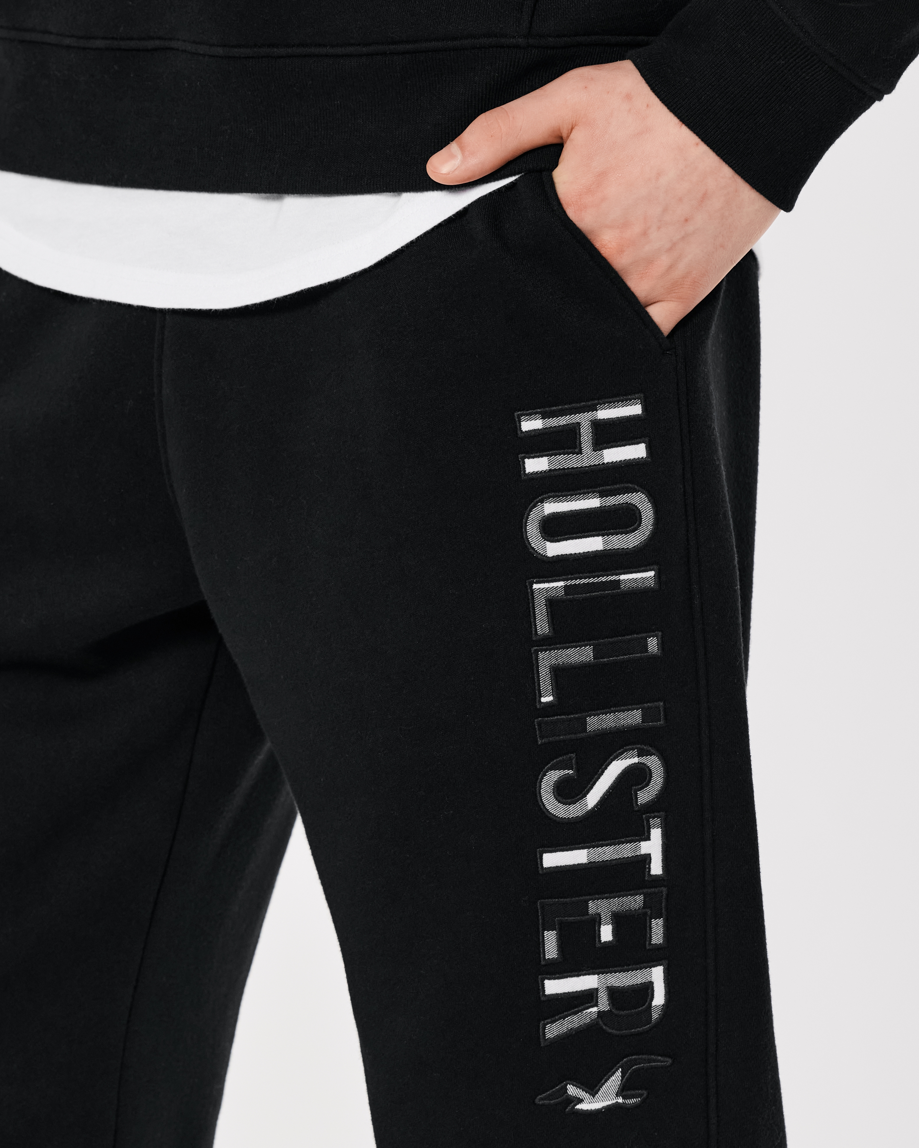 Hollister Co. LOGO FLEGGING - Tracksuit bottoms - navy/dark blue