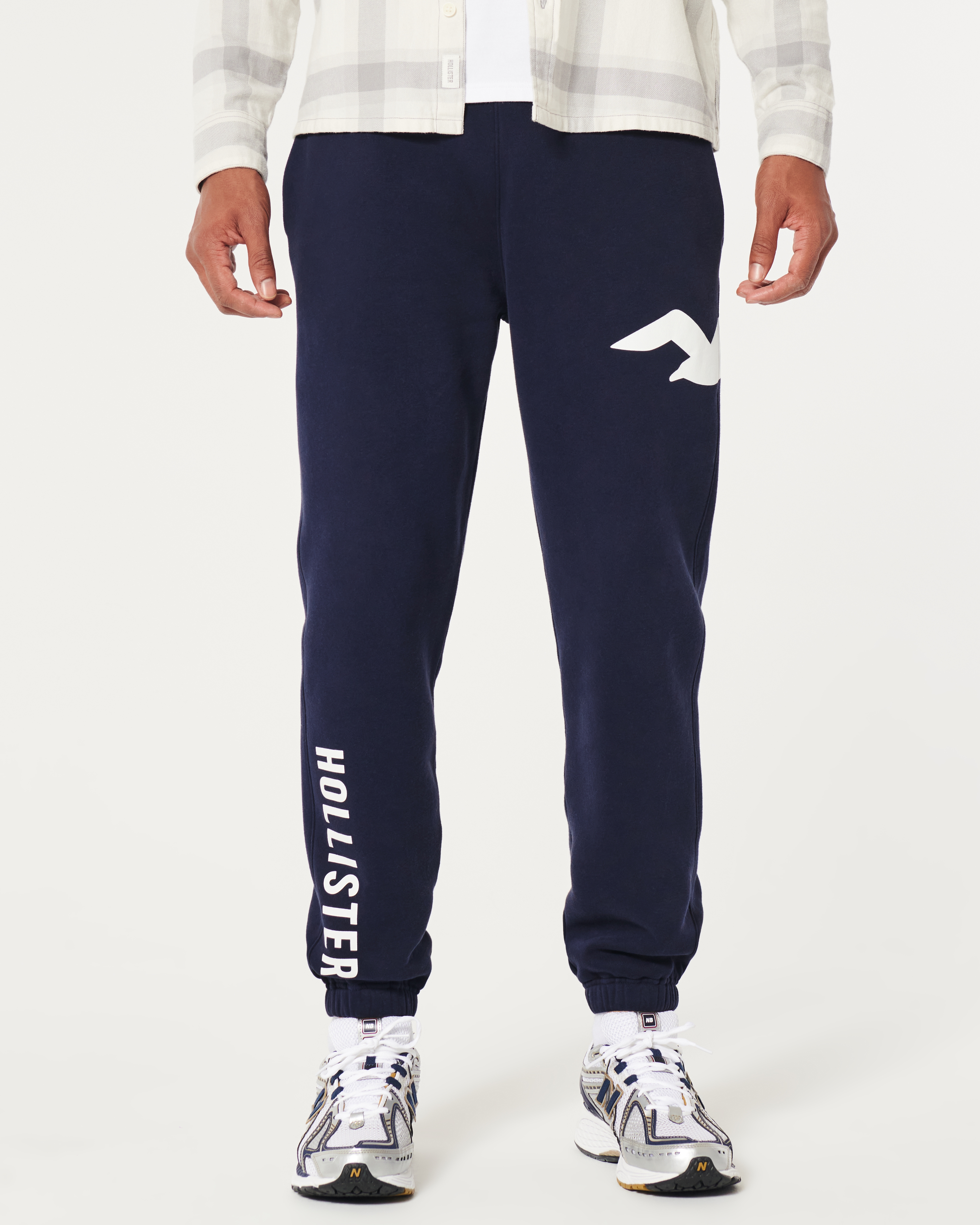 Hollister sales joggers clearance