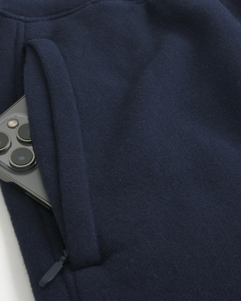 UConn Huskies Graphic Baggy Sweatpants