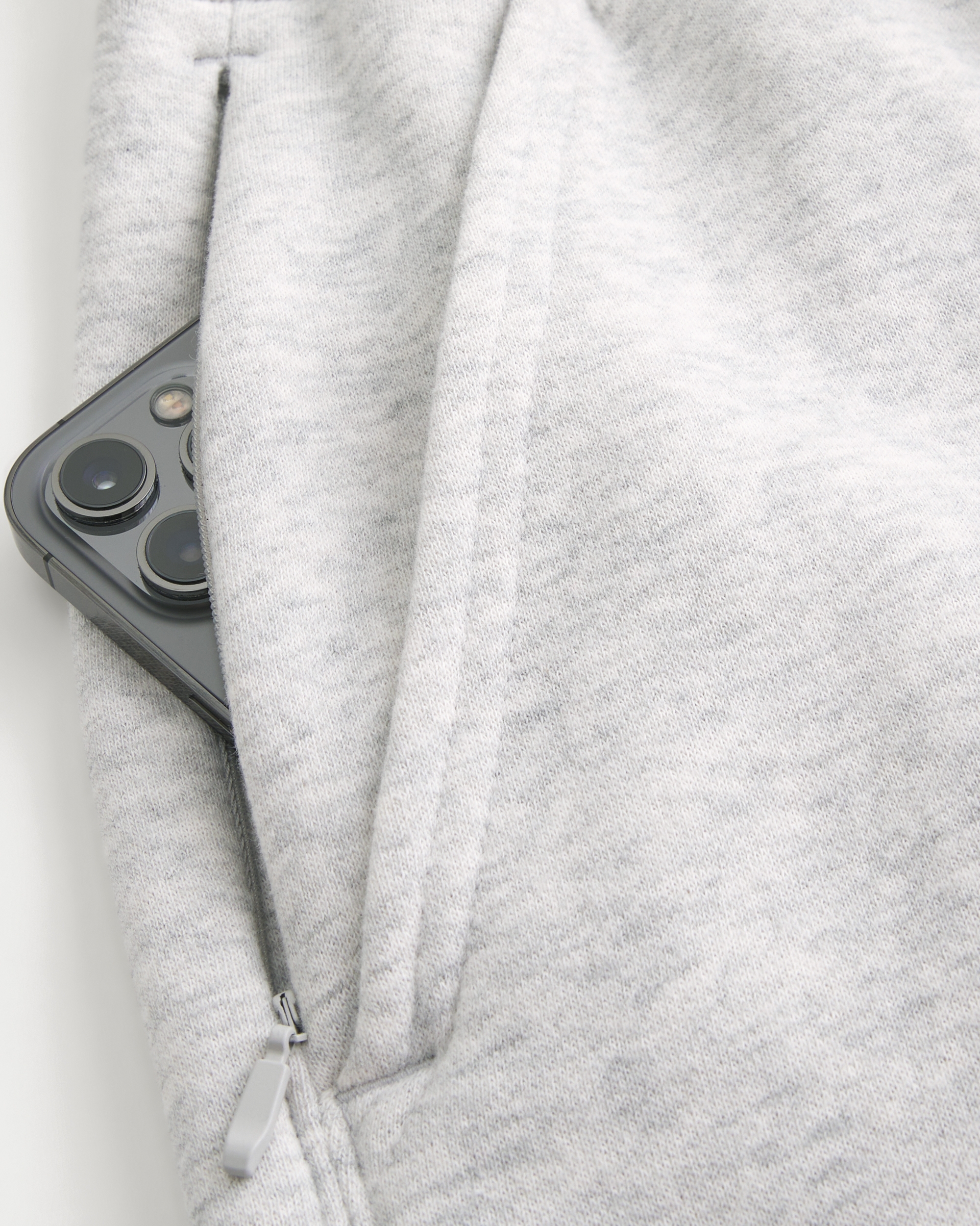 Relaxed Fleece Joggers