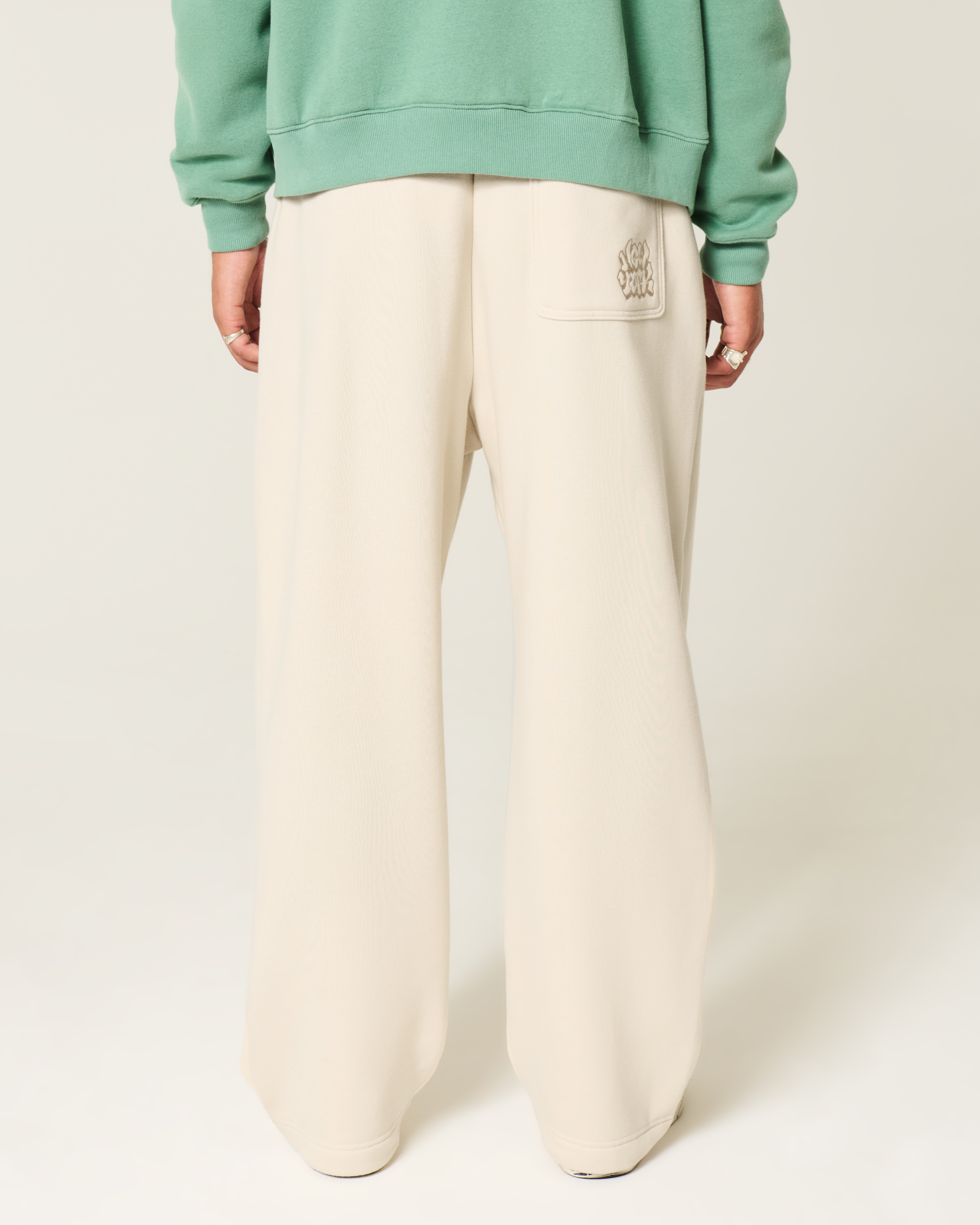 Baggy New York Graphic Sweatpants