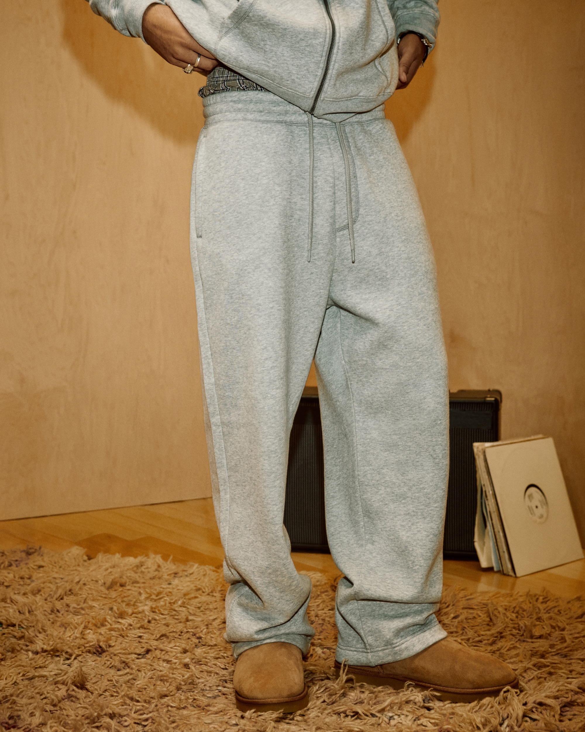 Hollister Feel Good Baggy Sweatpants