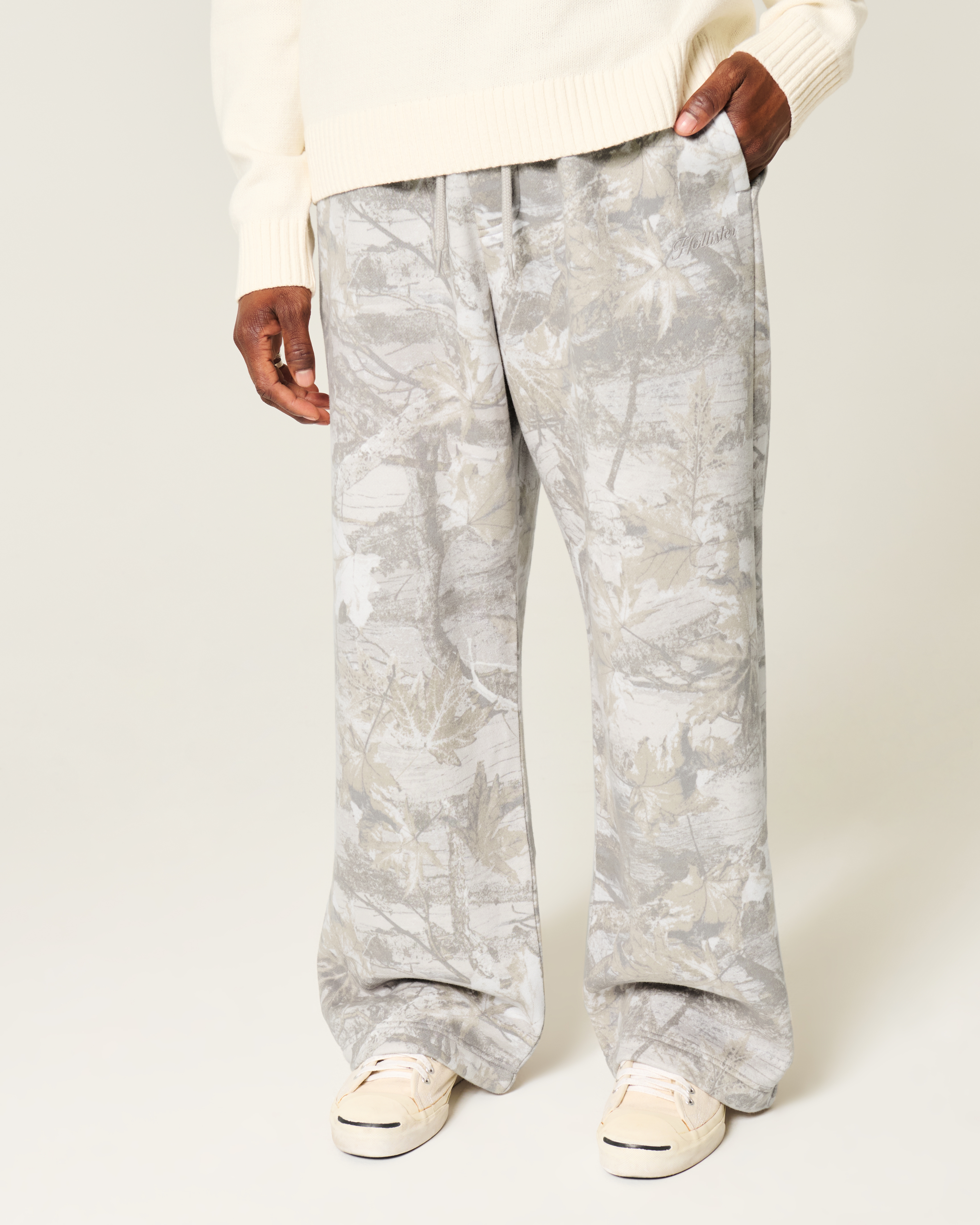 Camo Super Baggy Sweatpants