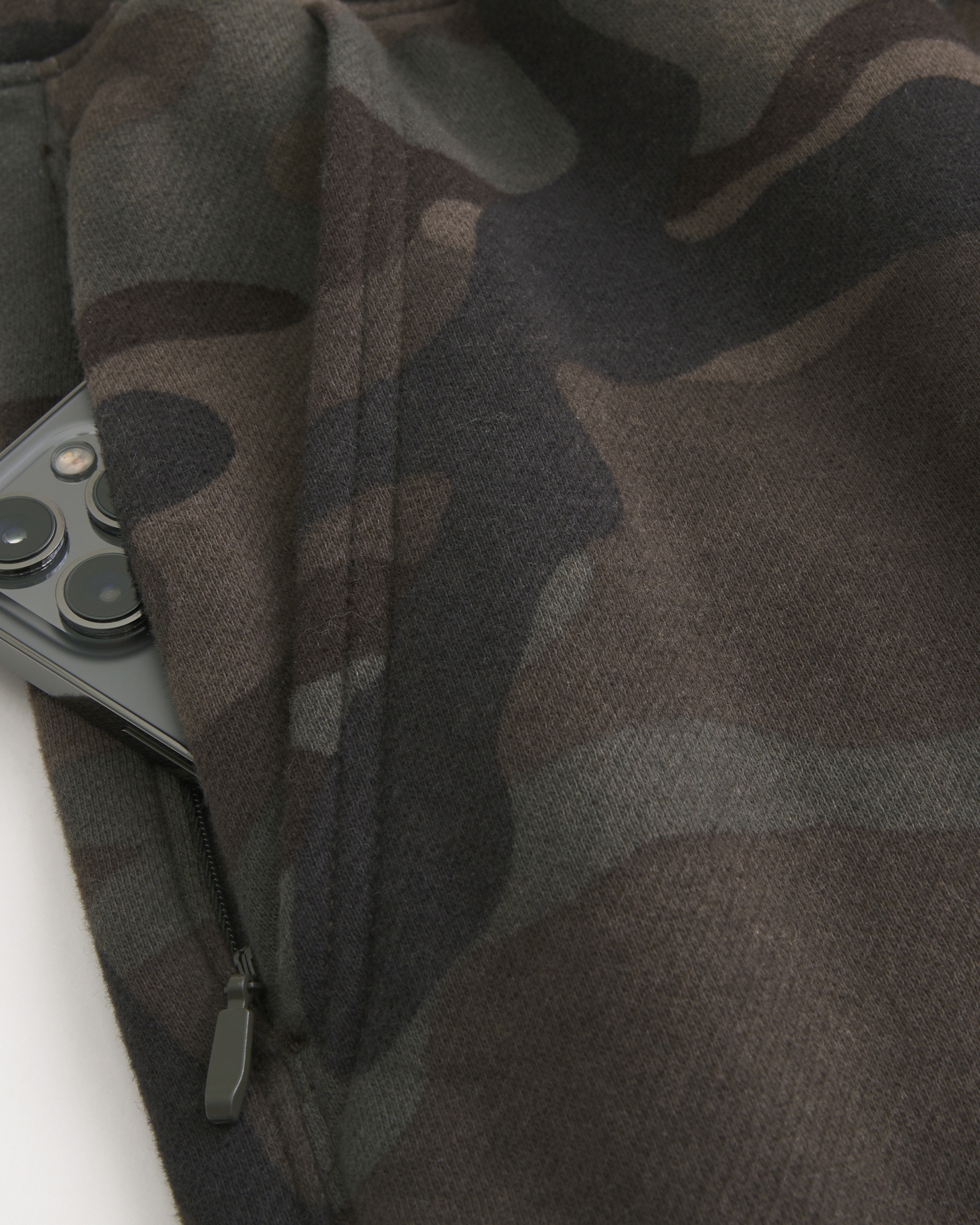 Camo Baggy Cinch Sweatpants