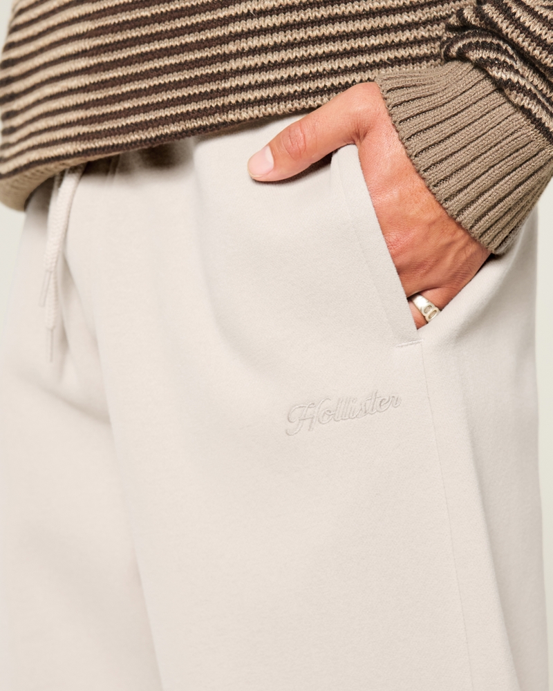 Super Baggy Logo Sweatpants