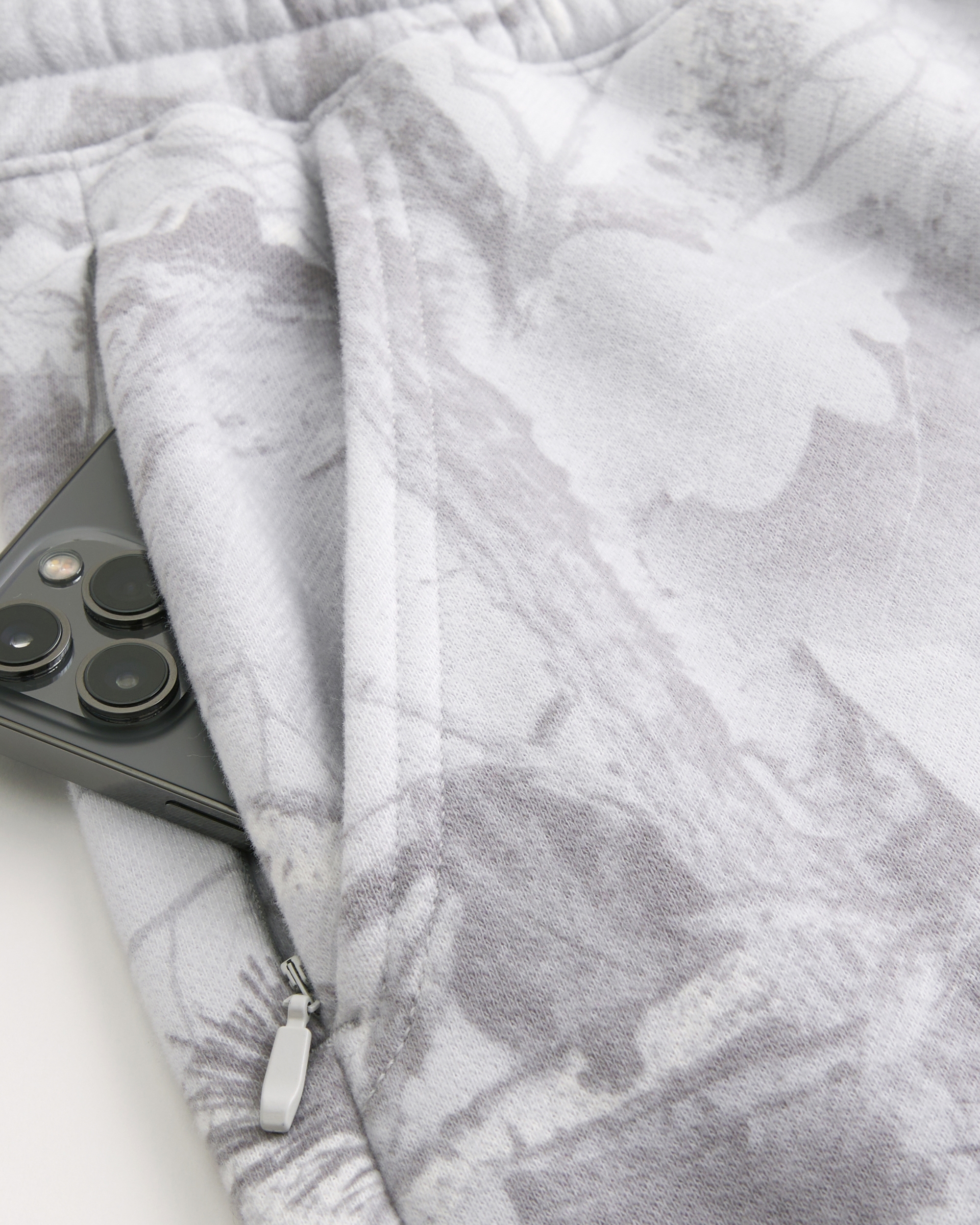 Baggy Cinch Camo Sweatpants