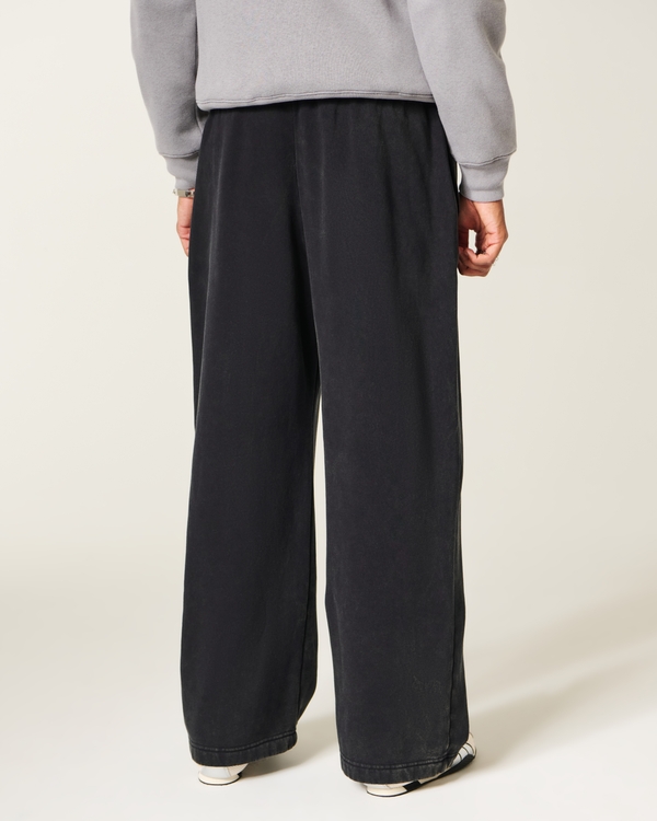 Men's Hollister Feel Good Graphic Super Baggy Sweatpants | Men's