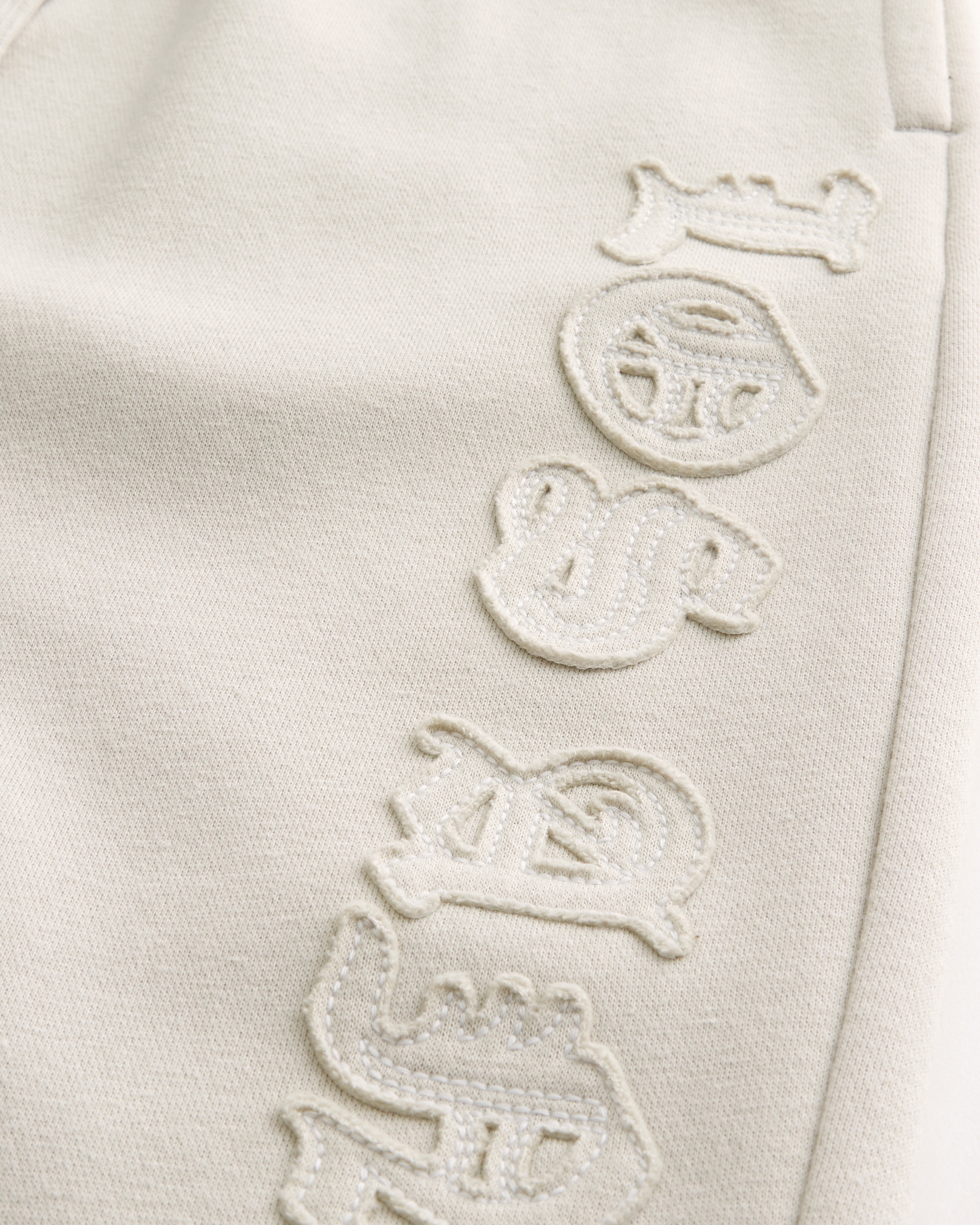 Hollister Feel Good Los Angeles Graphic Baggy Sweatpants