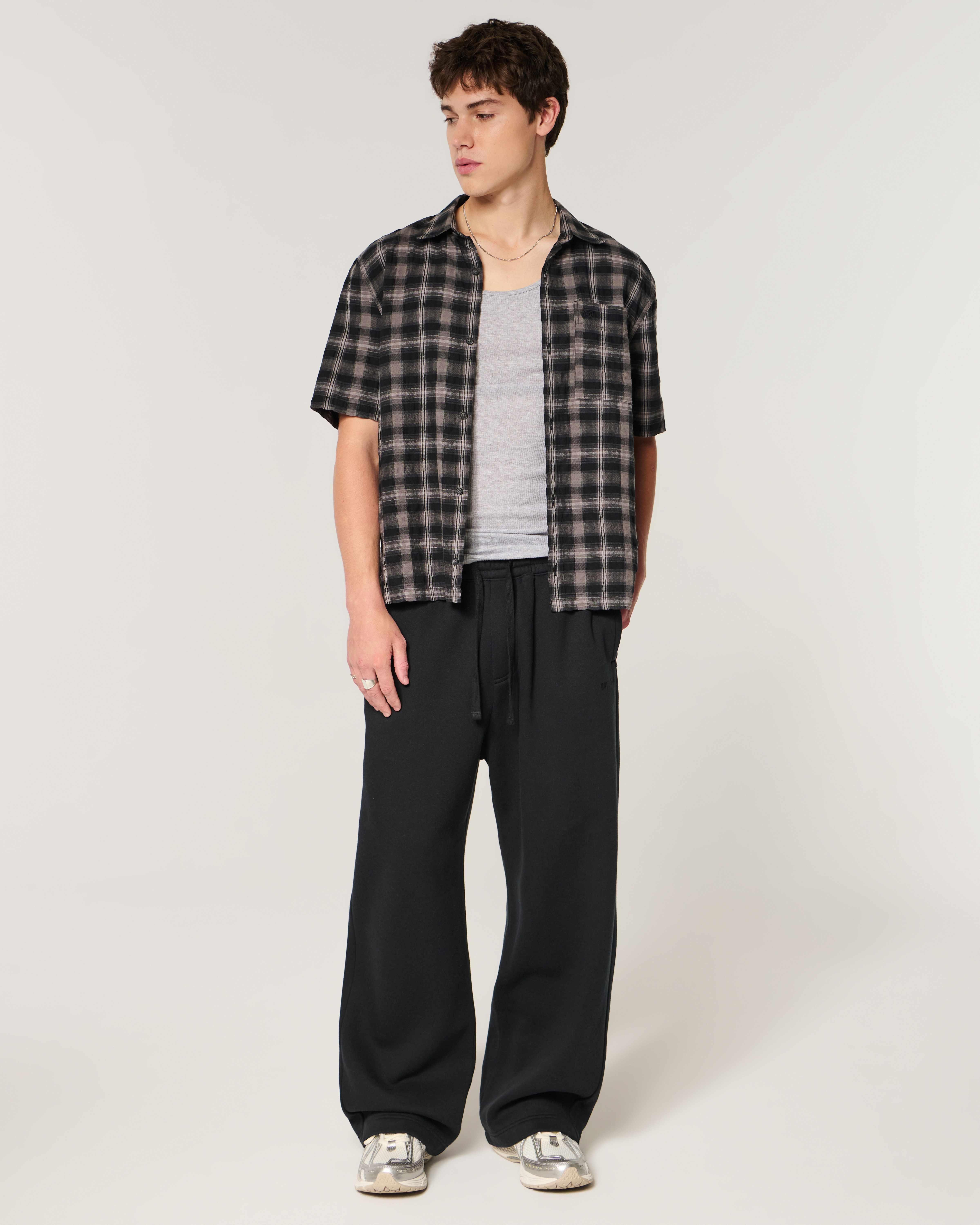 Hollister Feel Good Super Baggy Sweatpants