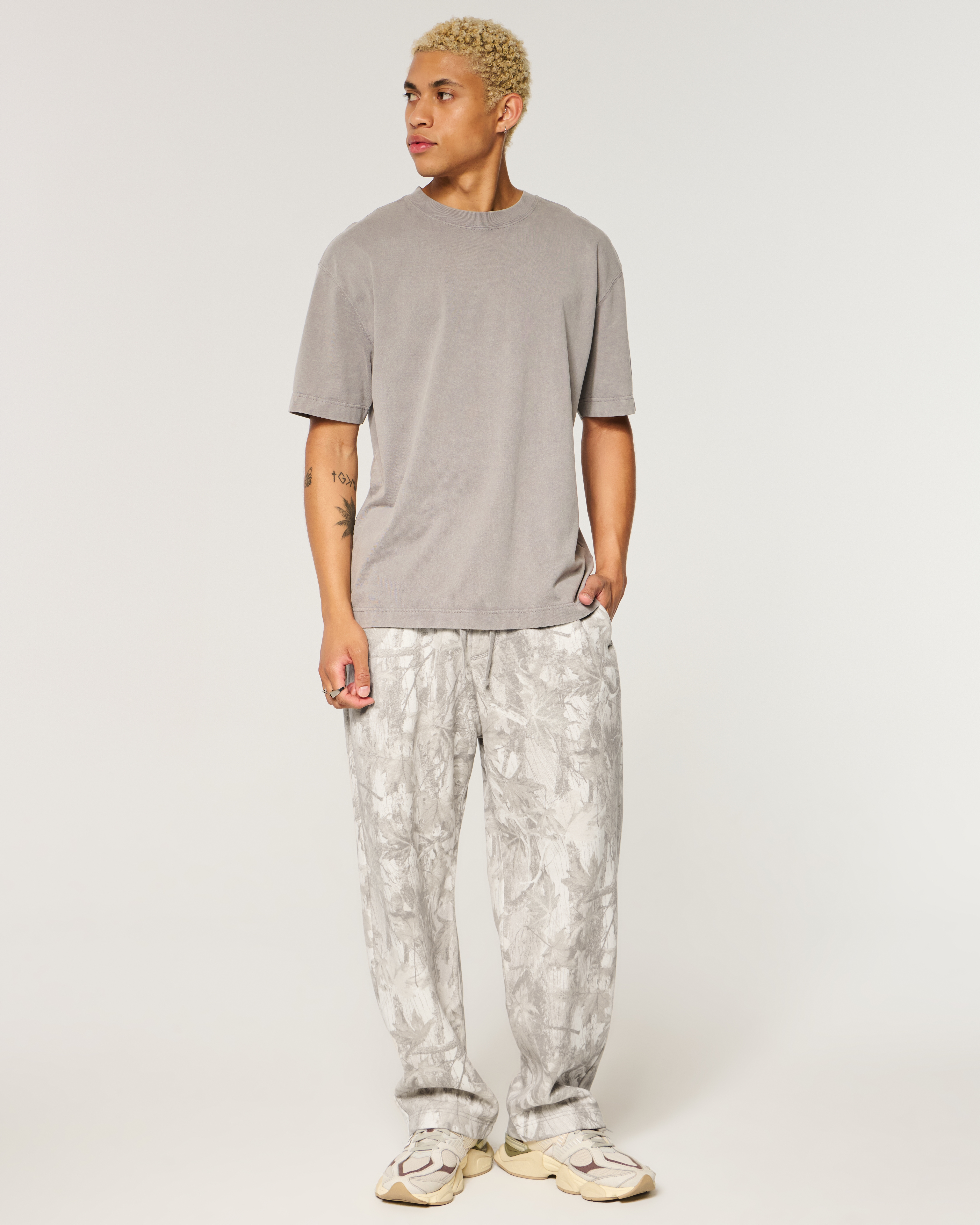 Hollister Feel Good Camo Baggy Sweatpants