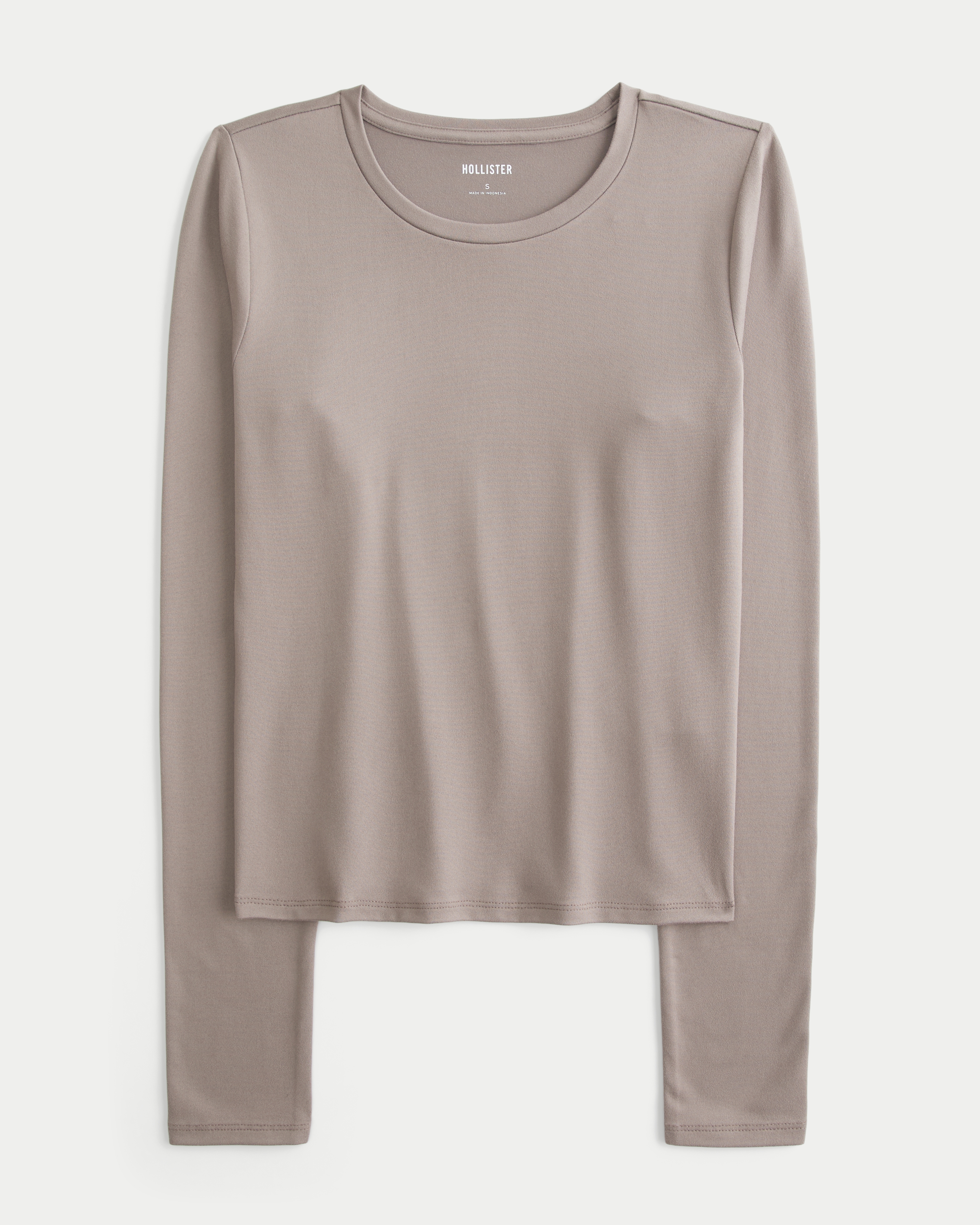 Smooth Seamless Fabric Crew Top