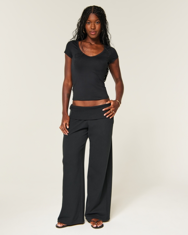 Smooth Seamless Fabric V-Neck T-Shirt, Black view 2