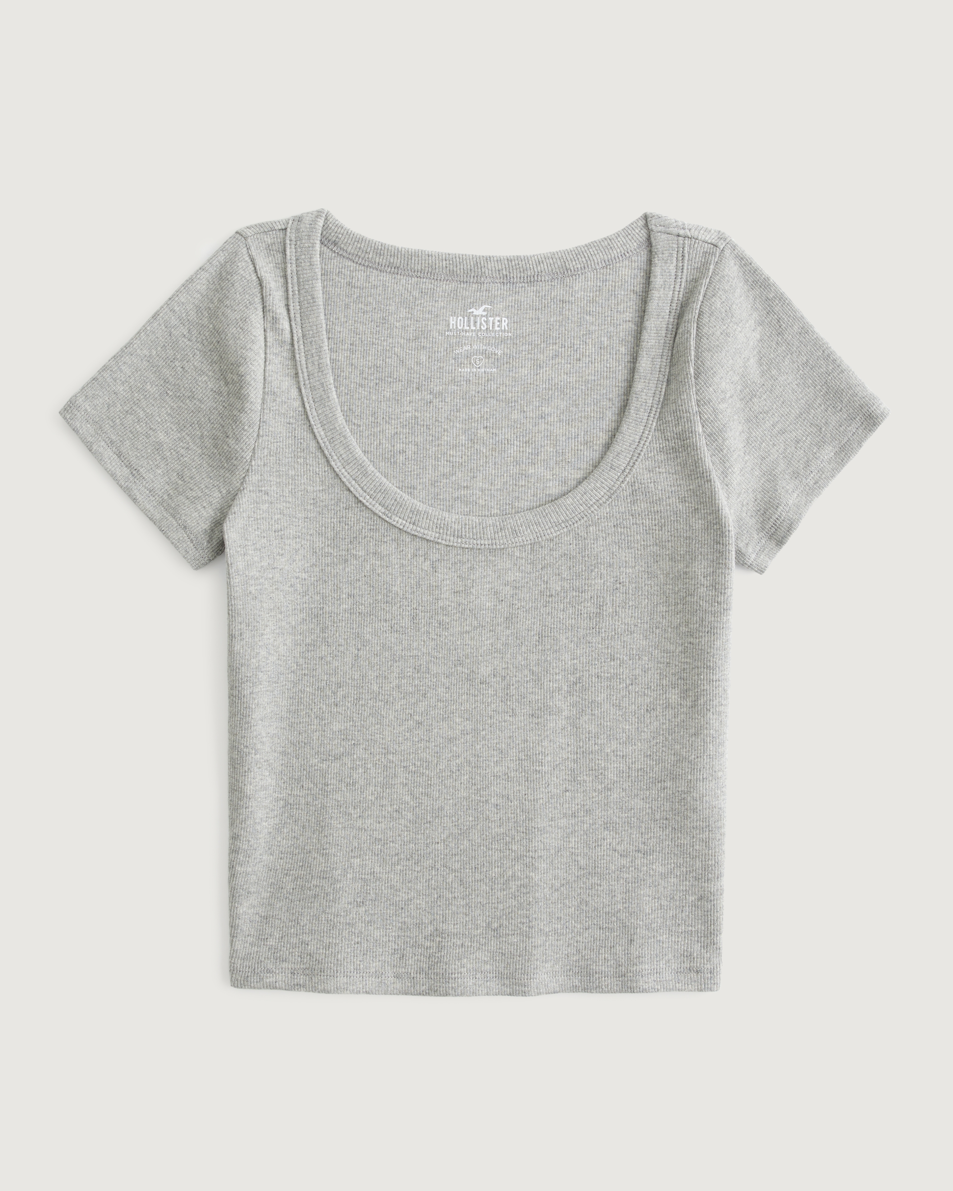 Hollister tees clearance sale