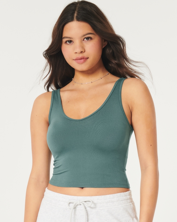 Hollister tank hotsell tops womens