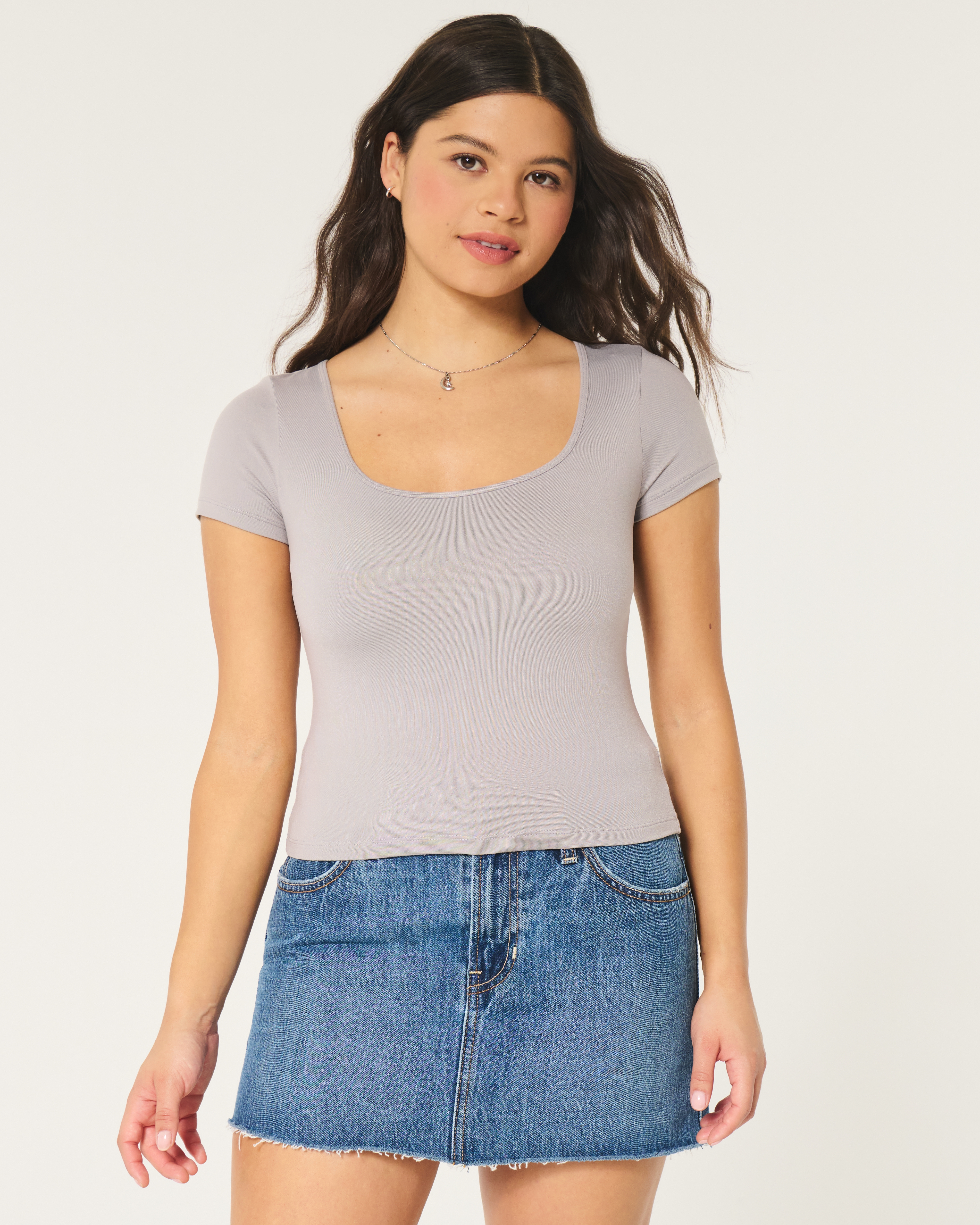 Seamless Fabric Square-Neck Baby Tee