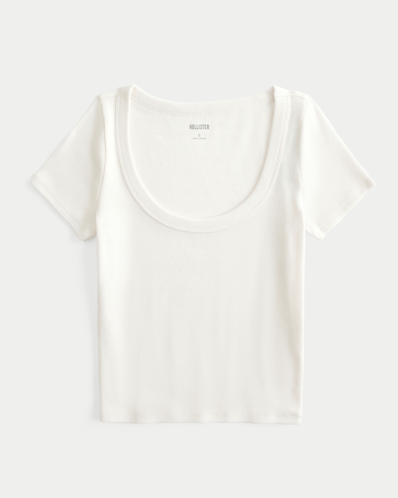 Ribbed Scoop Top