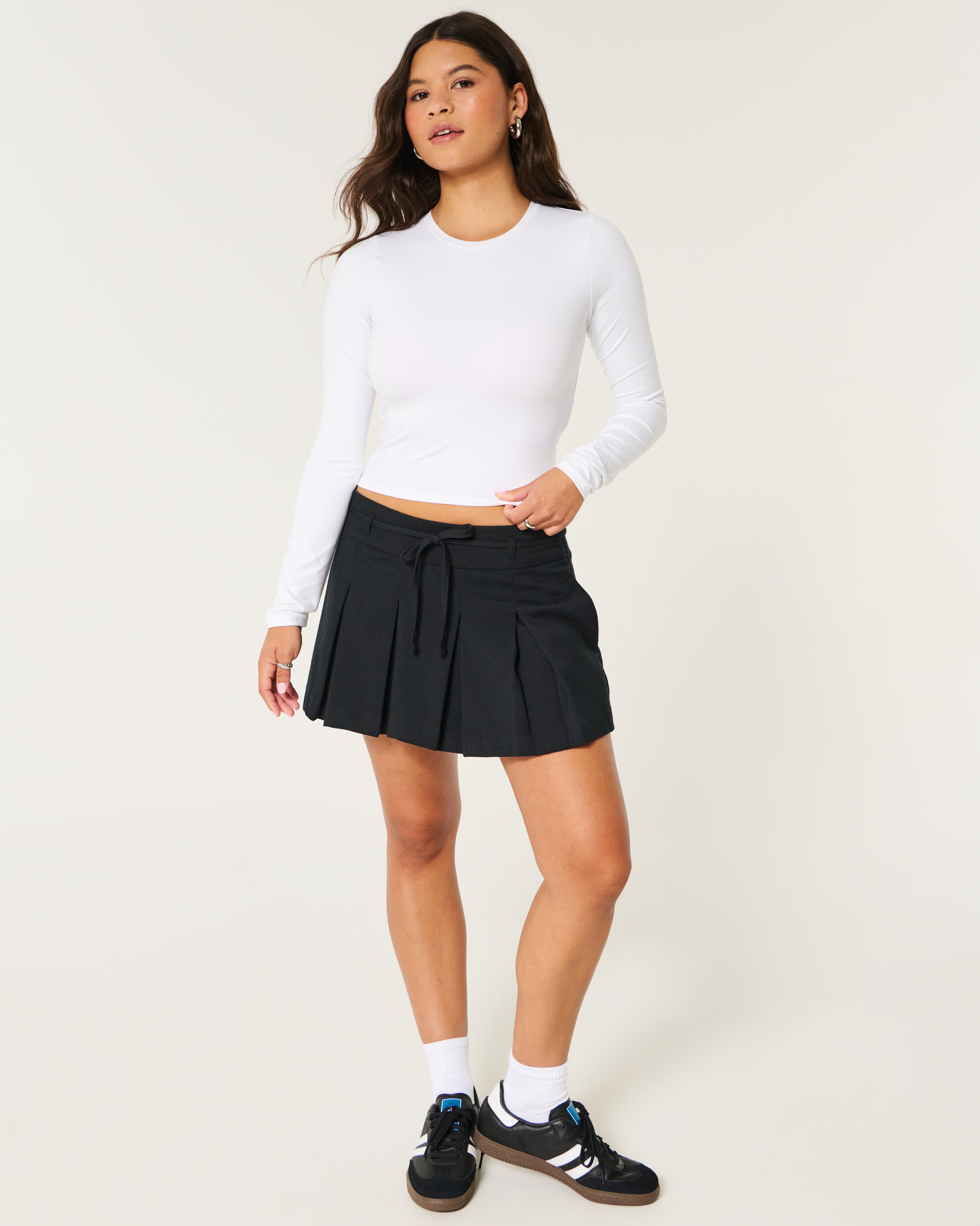 Soft Stretch Seamless Fabric Long-Sleeve Crew Top
