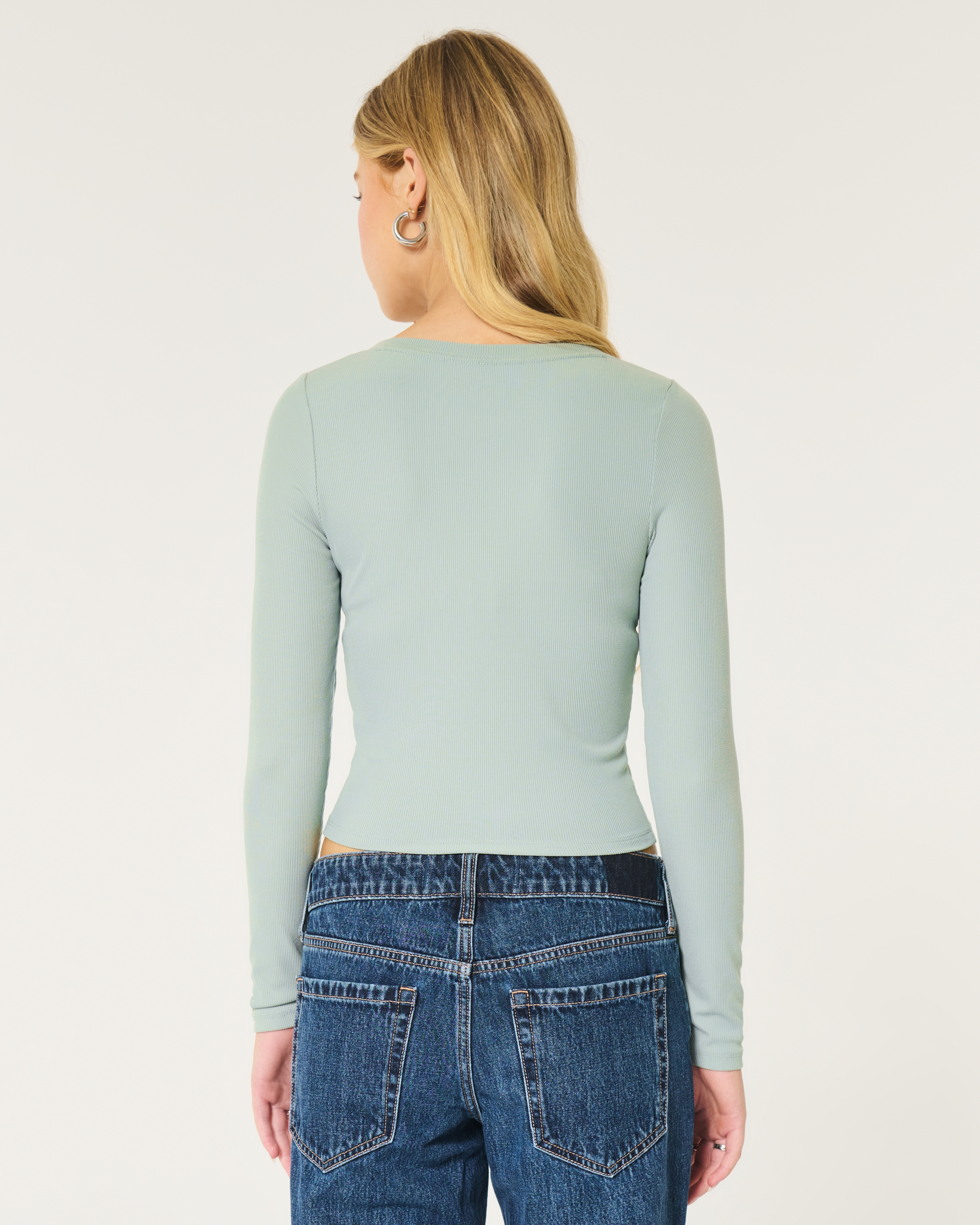 Ribbed Seamless Fabric Notch-Neck Top