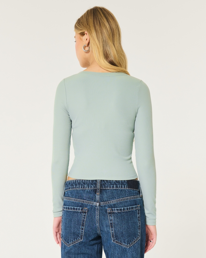 Ribbed Seamless Fabric Notch-Neck Top