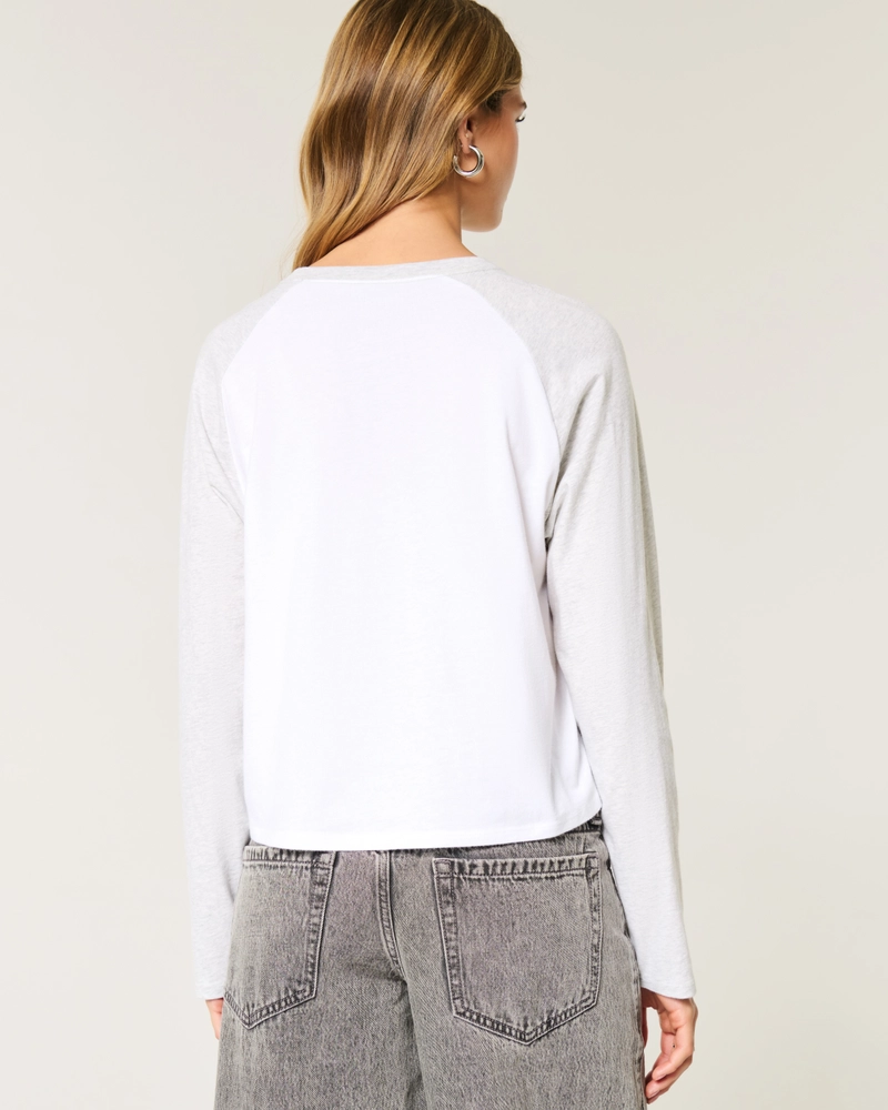 Easy Long-Sleeve Raglan T-Shirt