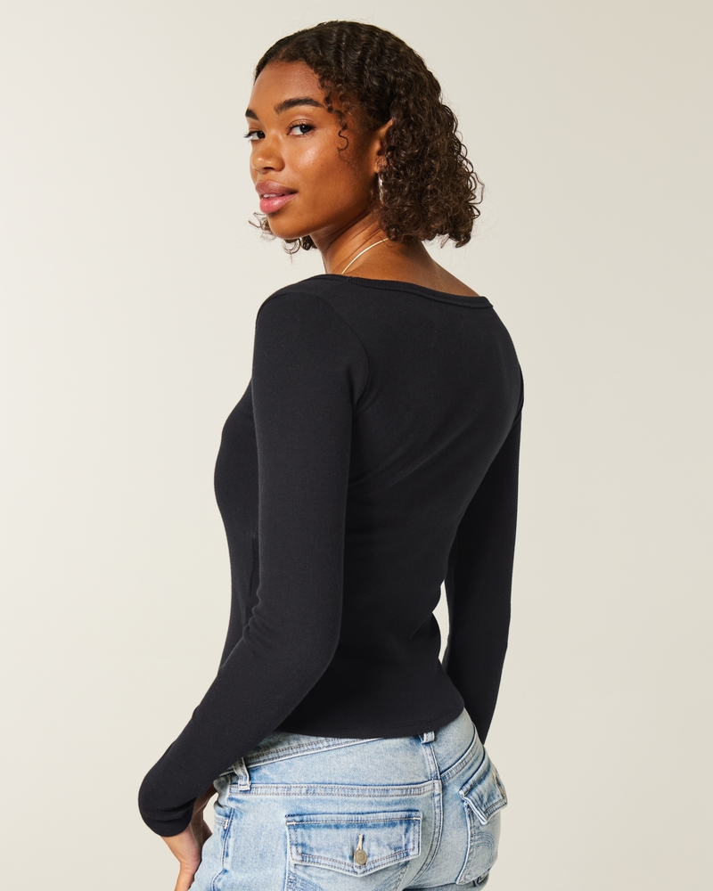 Long-Sleeve Scoop Top