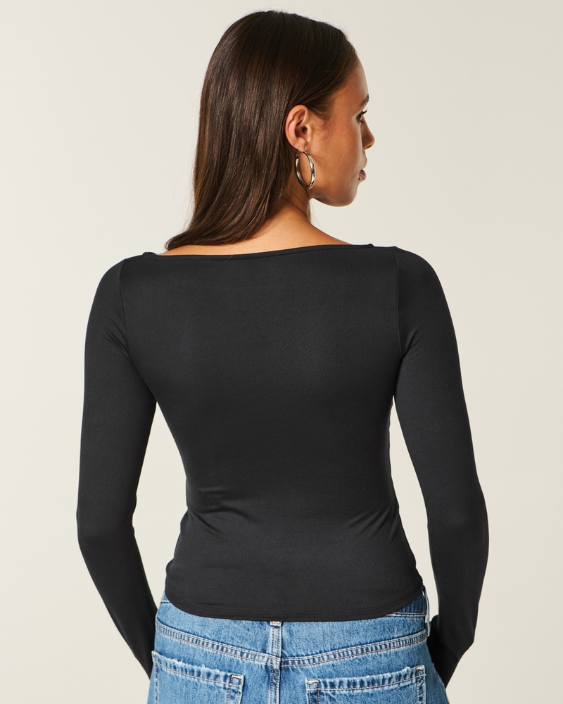 Long-Sleeve Seamless Fabric Slash-Neck Top