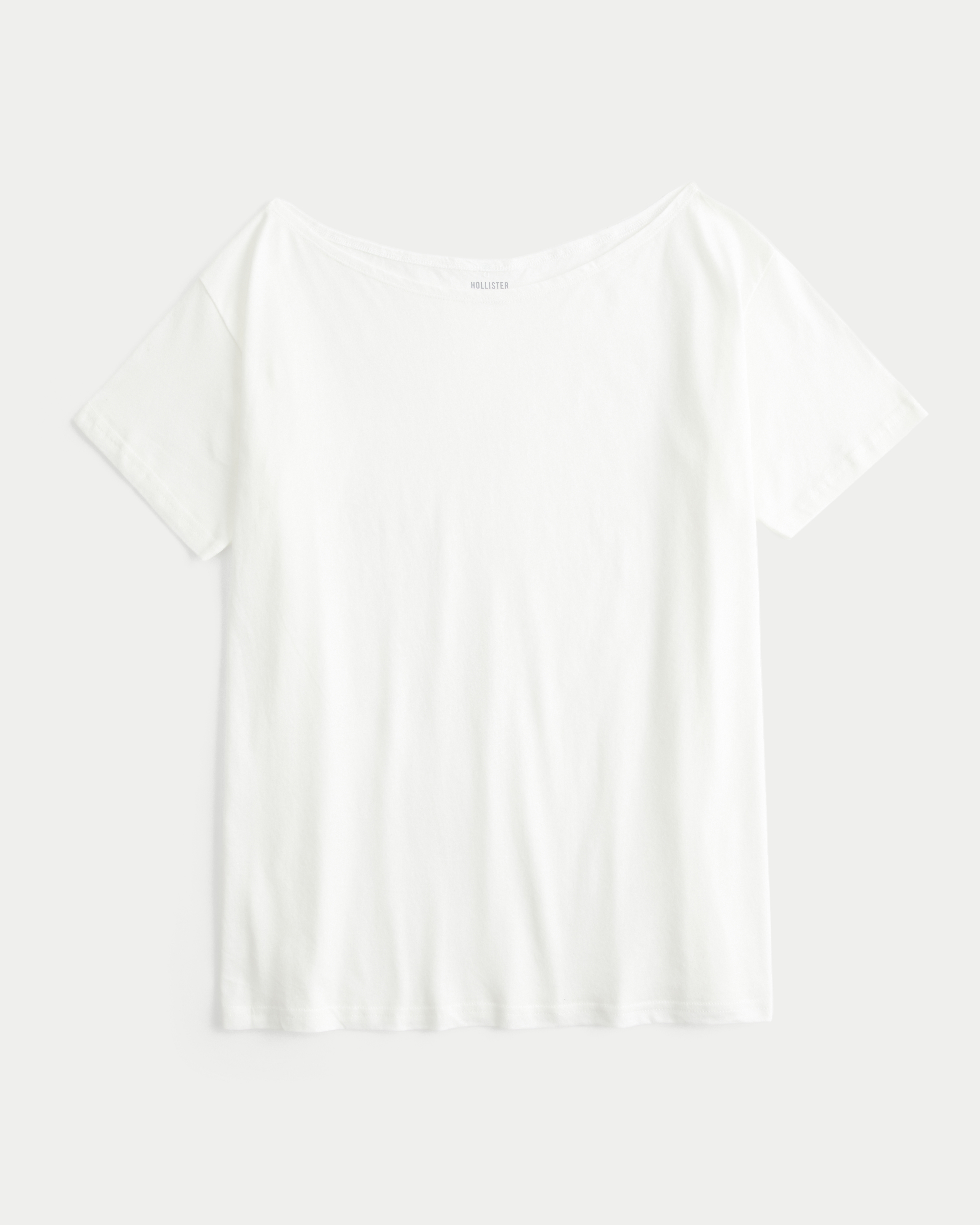 Easy Off-the-Shoulder T-Shirt