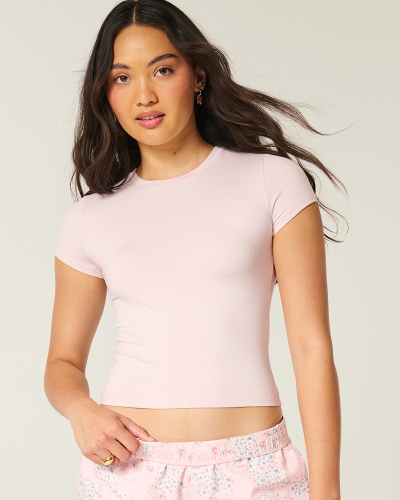 Women's Soft Stretch Seamless Fabric Crew Baby Tee | Women's Tops | HollisterCo.com