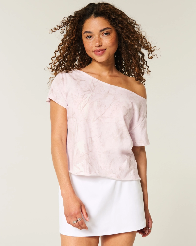 Easy Off-the-Shoulder T-Shirt