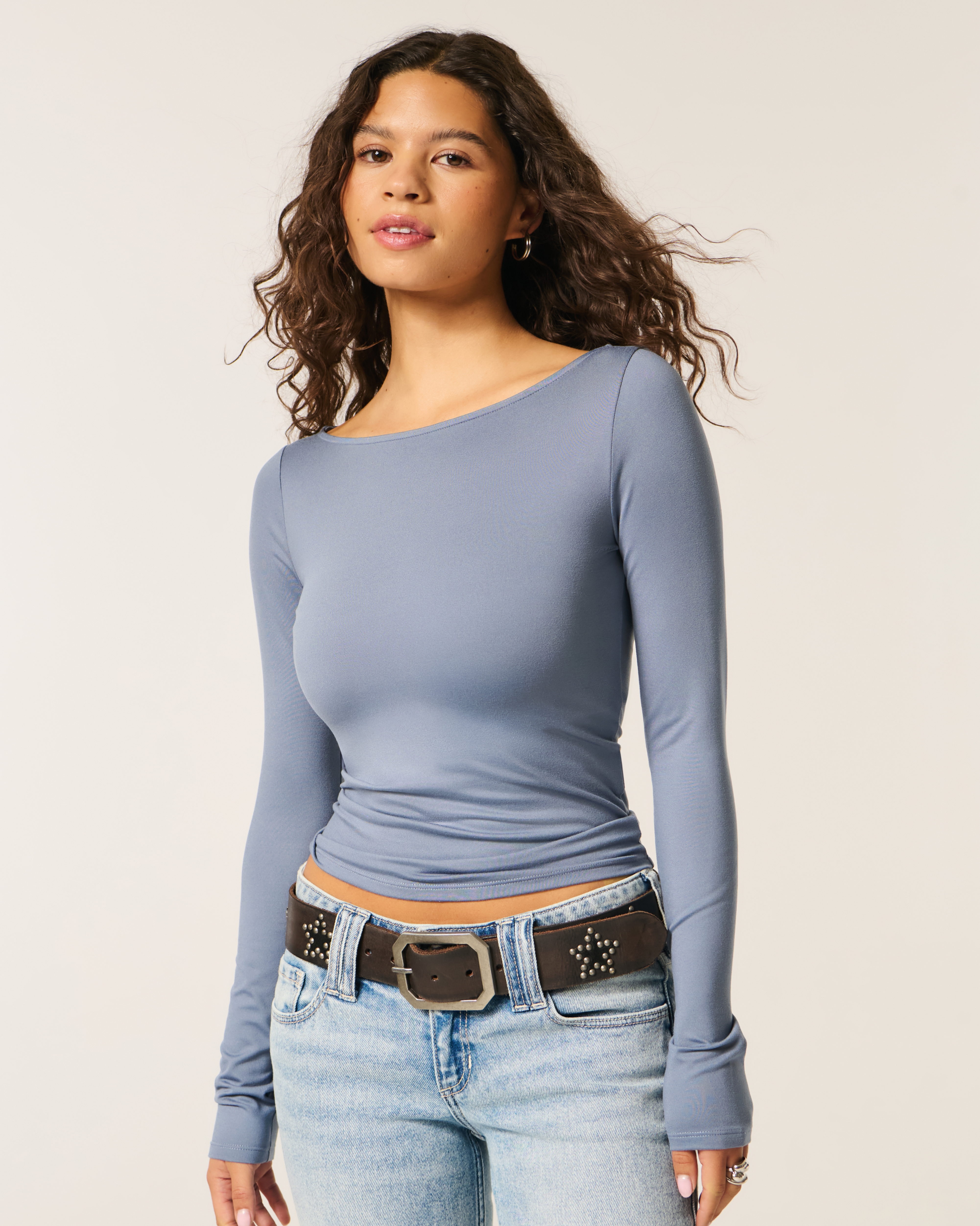 Long-Sleeve Seamless Fabric Slash-Neck Top