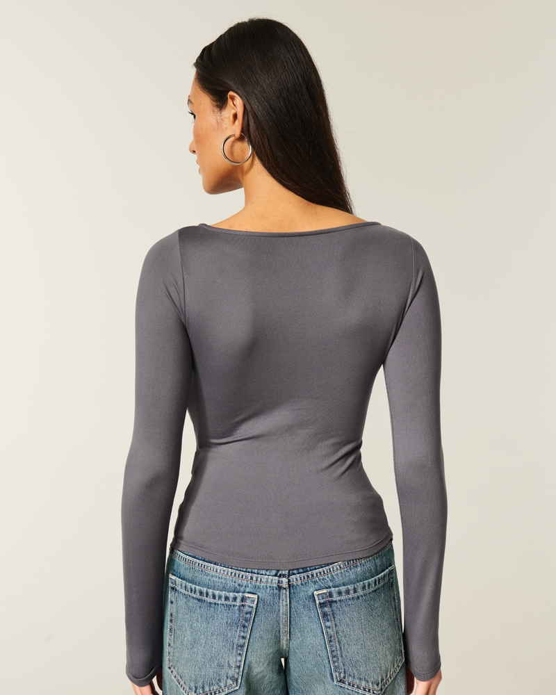 Long-Sleeve Seamless Fabric Slash-Neck Top