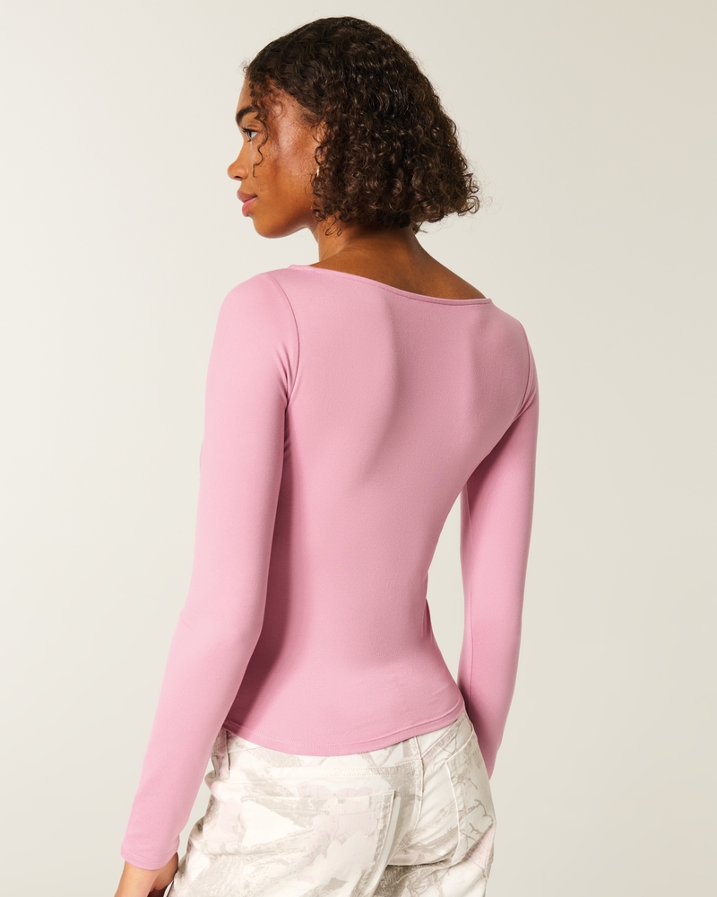 Long-Sleeve Seamless Fabric Slash-Neck Top