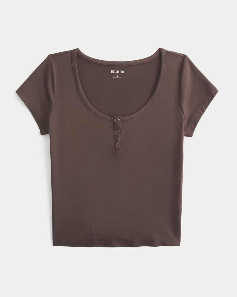 Women's Seamless Fabric Snap Henley | Women's Tops | HollisterCo.com
