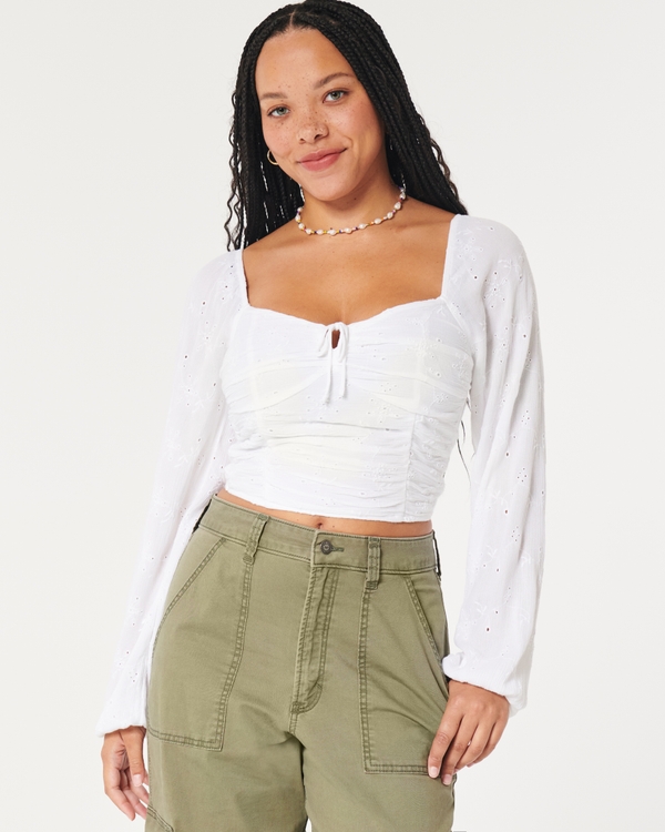 Over 65% Off Hollister Clearance, Tops from $7.99 AND Jeans Only $19.99!