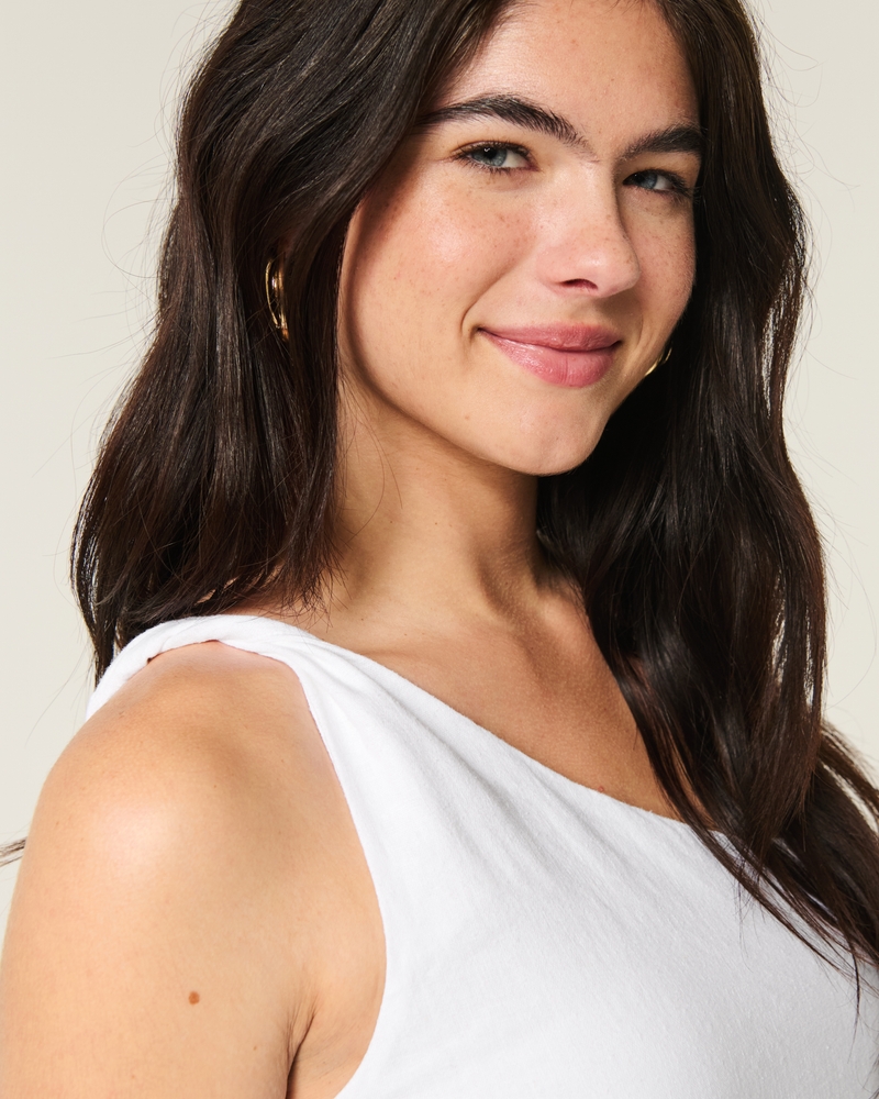 Linen-Blend One-Shoulder Top