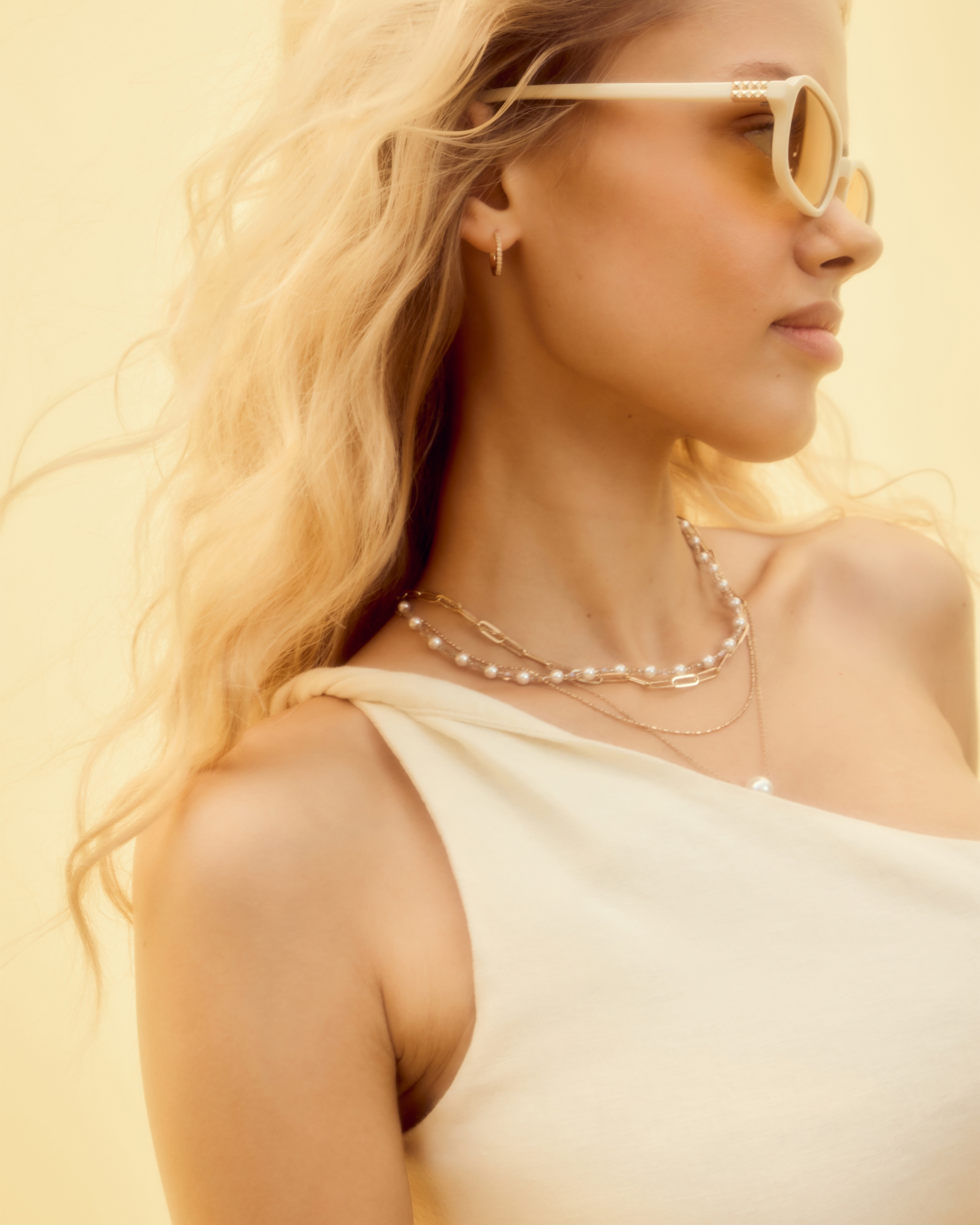 Linen-Blend One-Shoulder Top