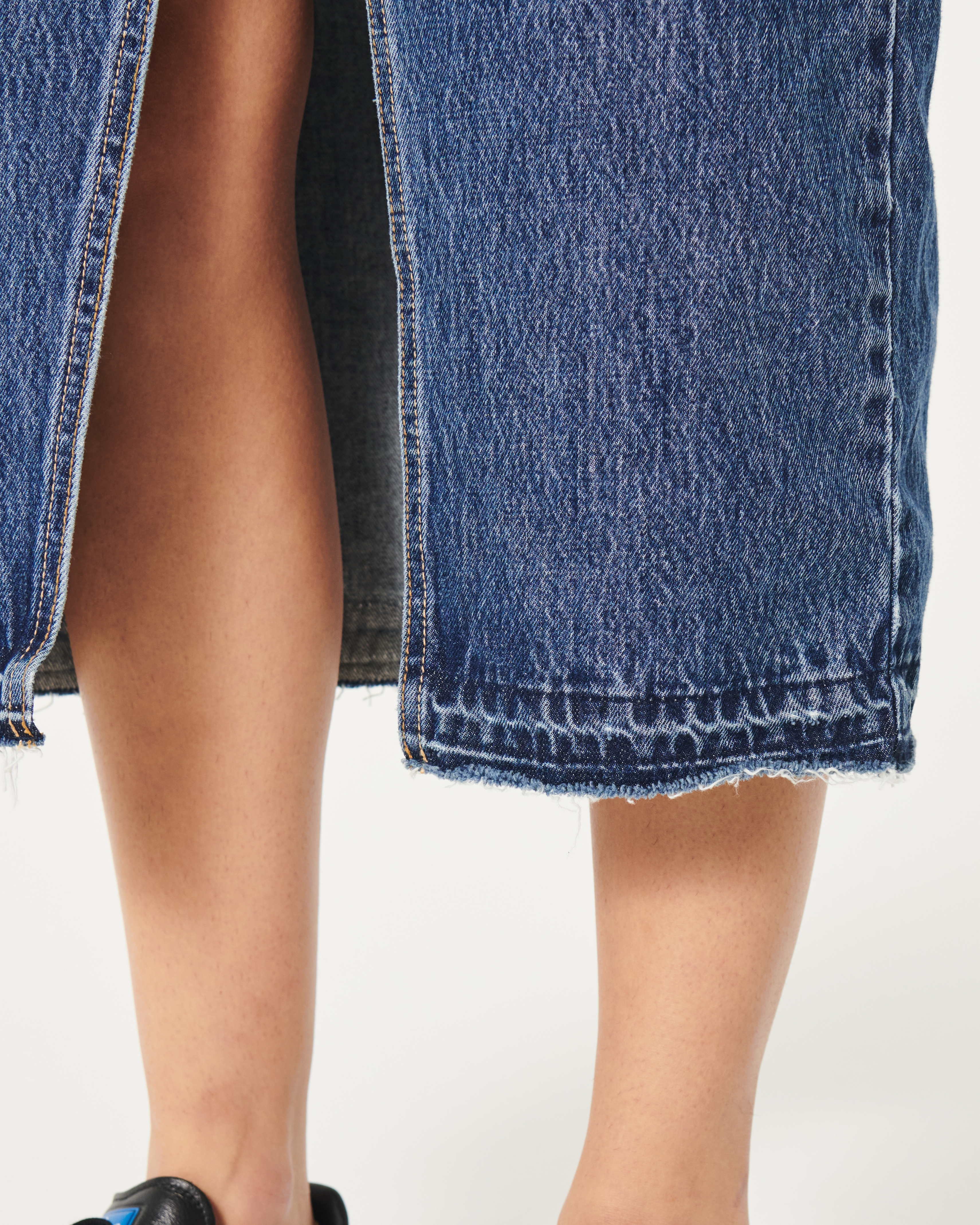 Hollister black denim sales skirt