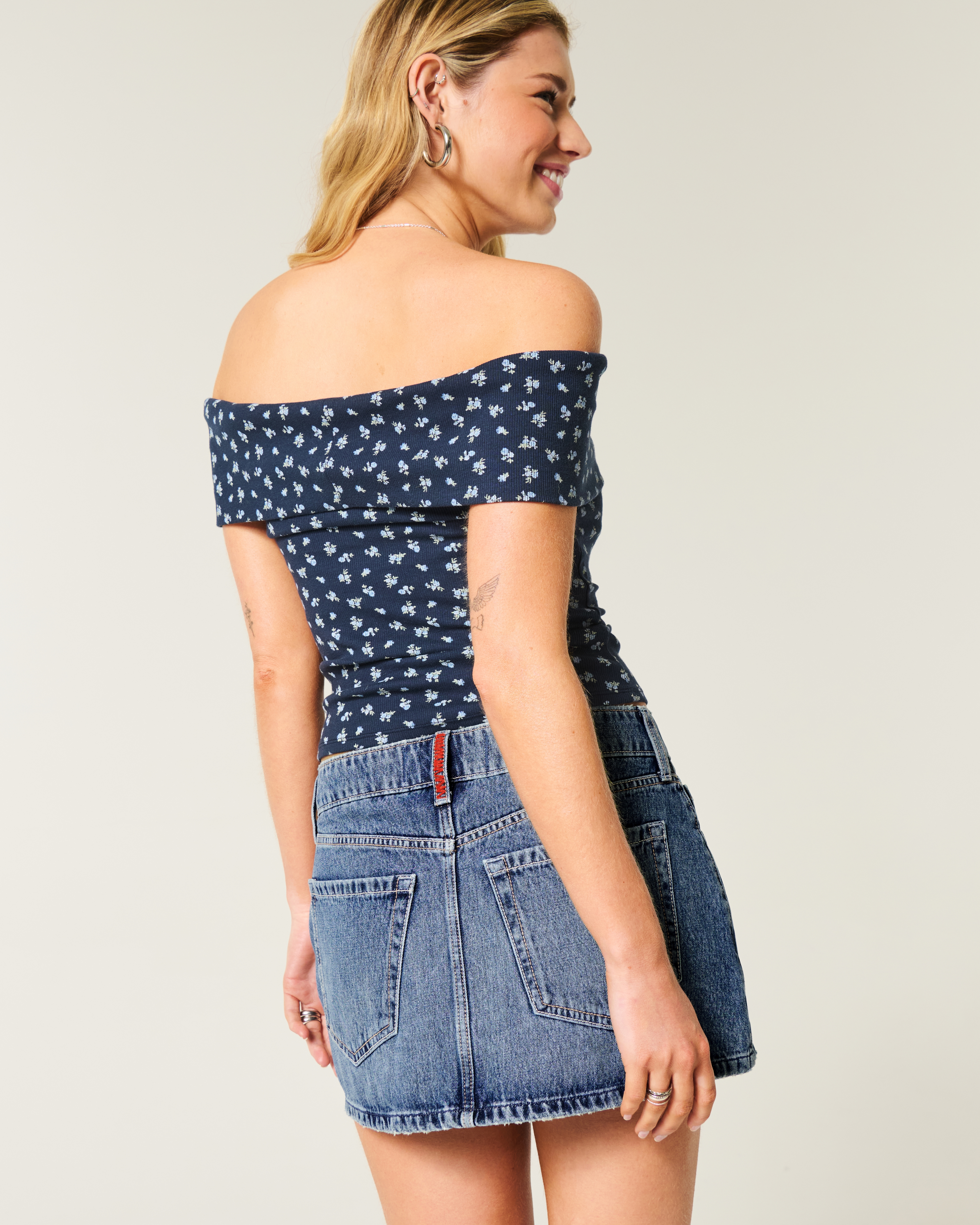 Hollister Low-rise Medium Wash Flag Embroidered Denim Mini Skort