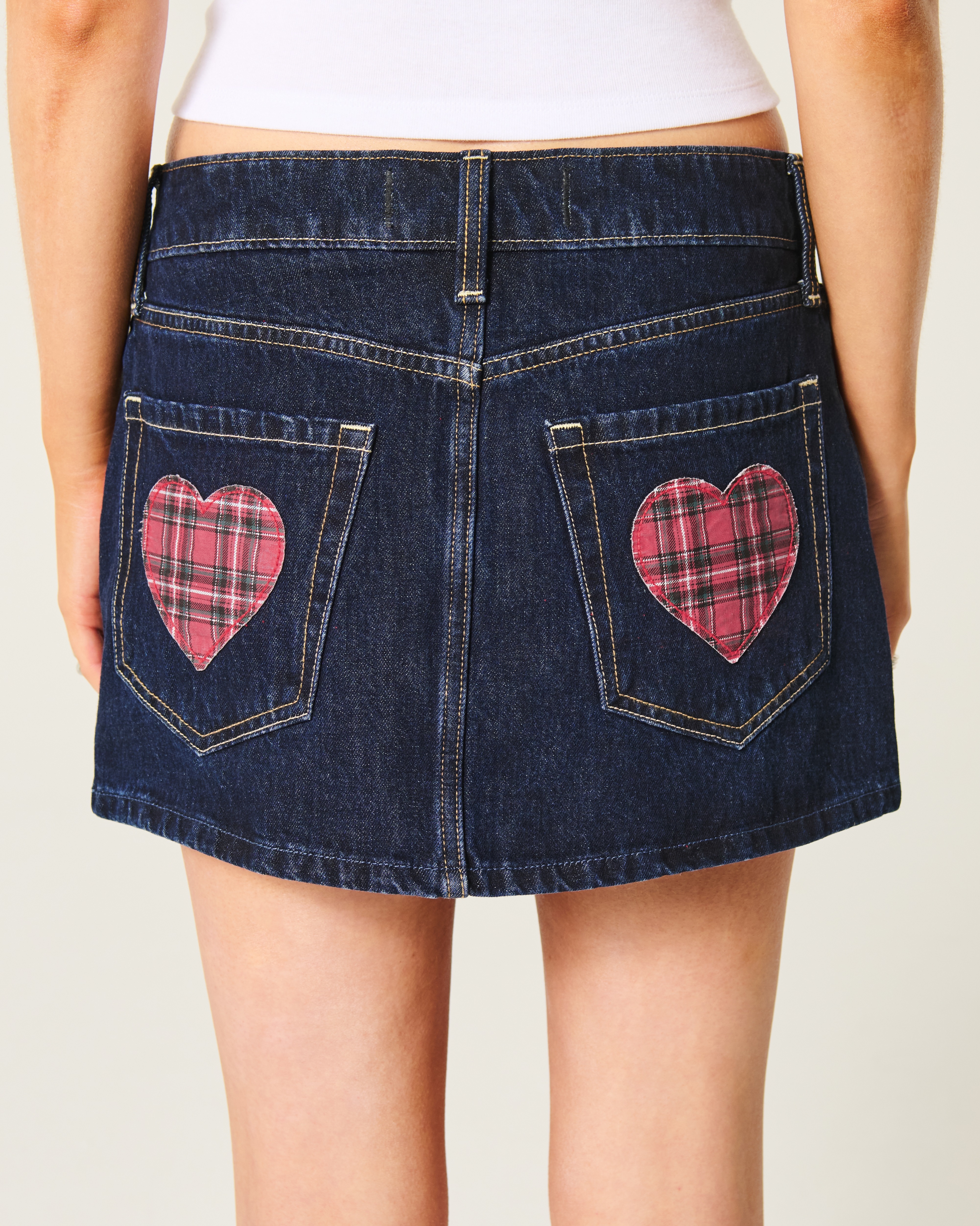 Low-Rise Dark Wash Plaid Pocket Denim Mini Skort