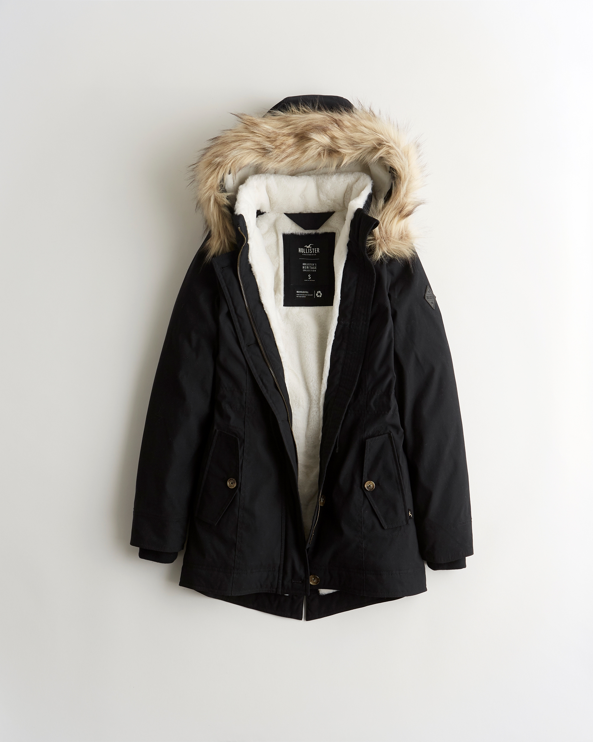 hollister female jackets