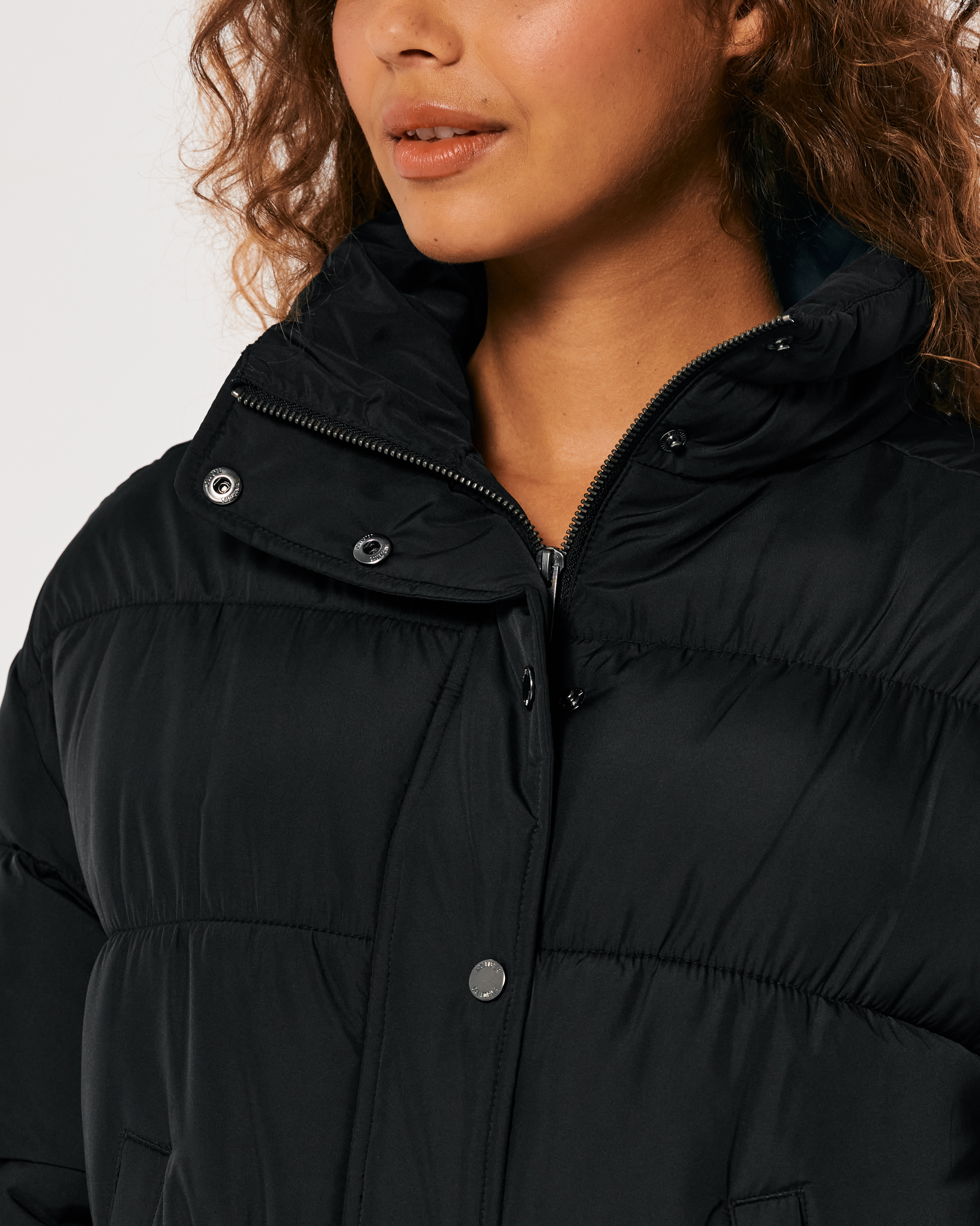 Hollister mock deals neck puffer jacket