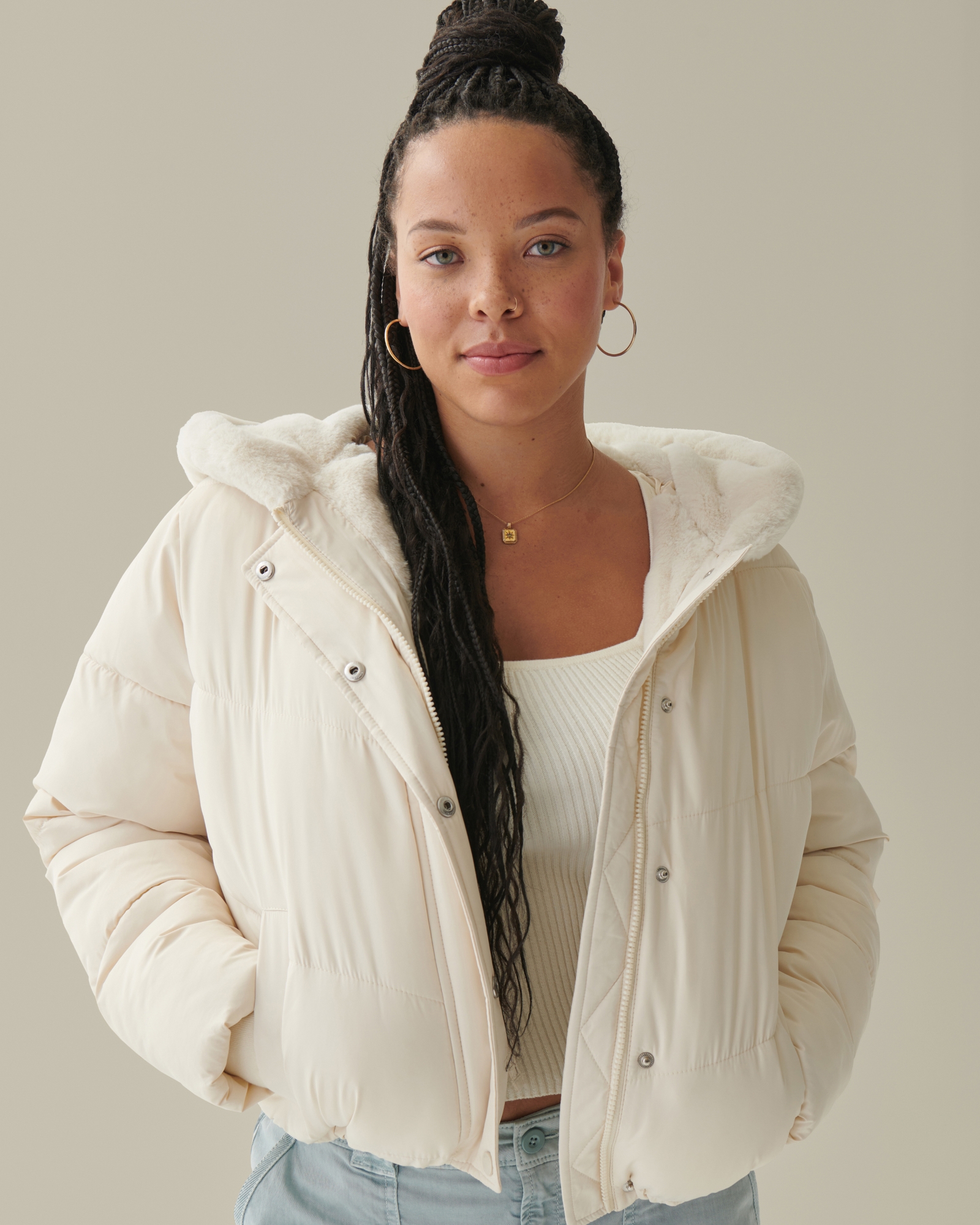 Hollister Hollister Ultimate Faux Fur-Lined Hooded Puffer Jacket 120.00