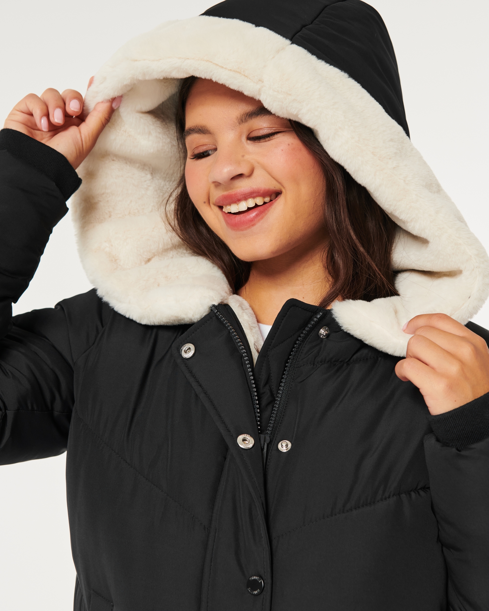 Hollister Women All-Weather Jacket Faux Fur Lined Hooded Parka Coat Black  size M