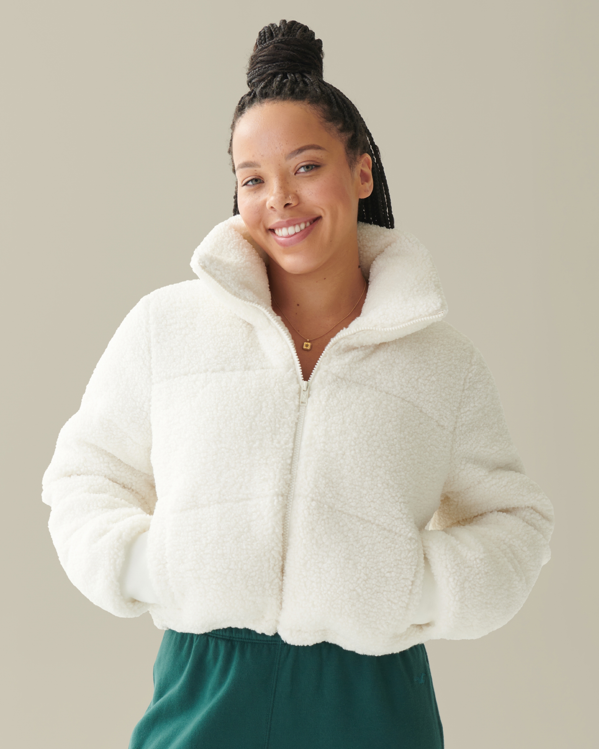 Hollister sherpa 2025 puffer jacket