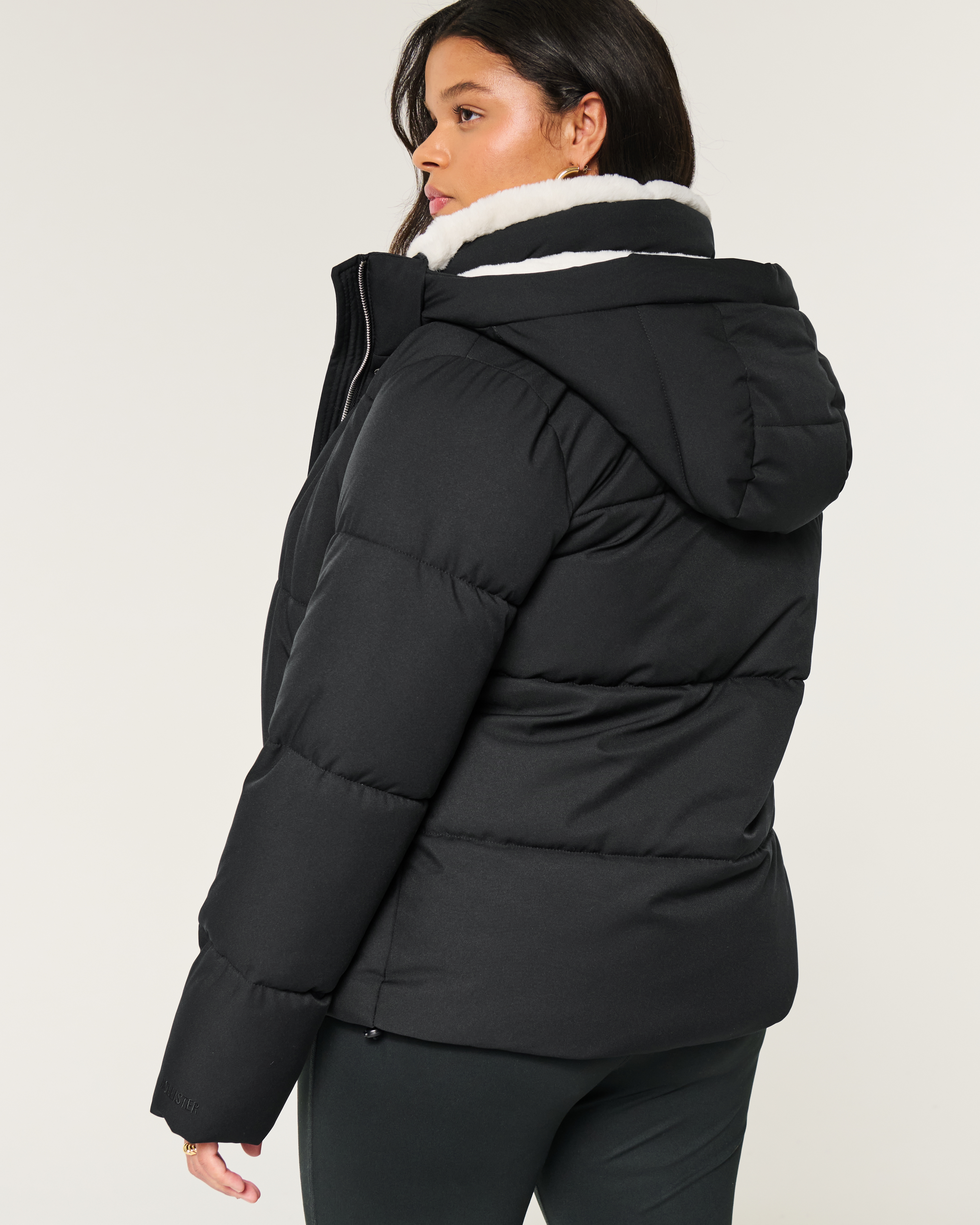 Damen Allwetter Winterjacke mit Kunstpelz Futter Damen Jacken und Mantel HollisterCo