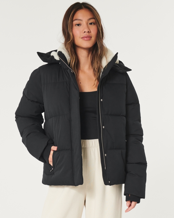 Hollister cozy lined hooded puffer jacket in black