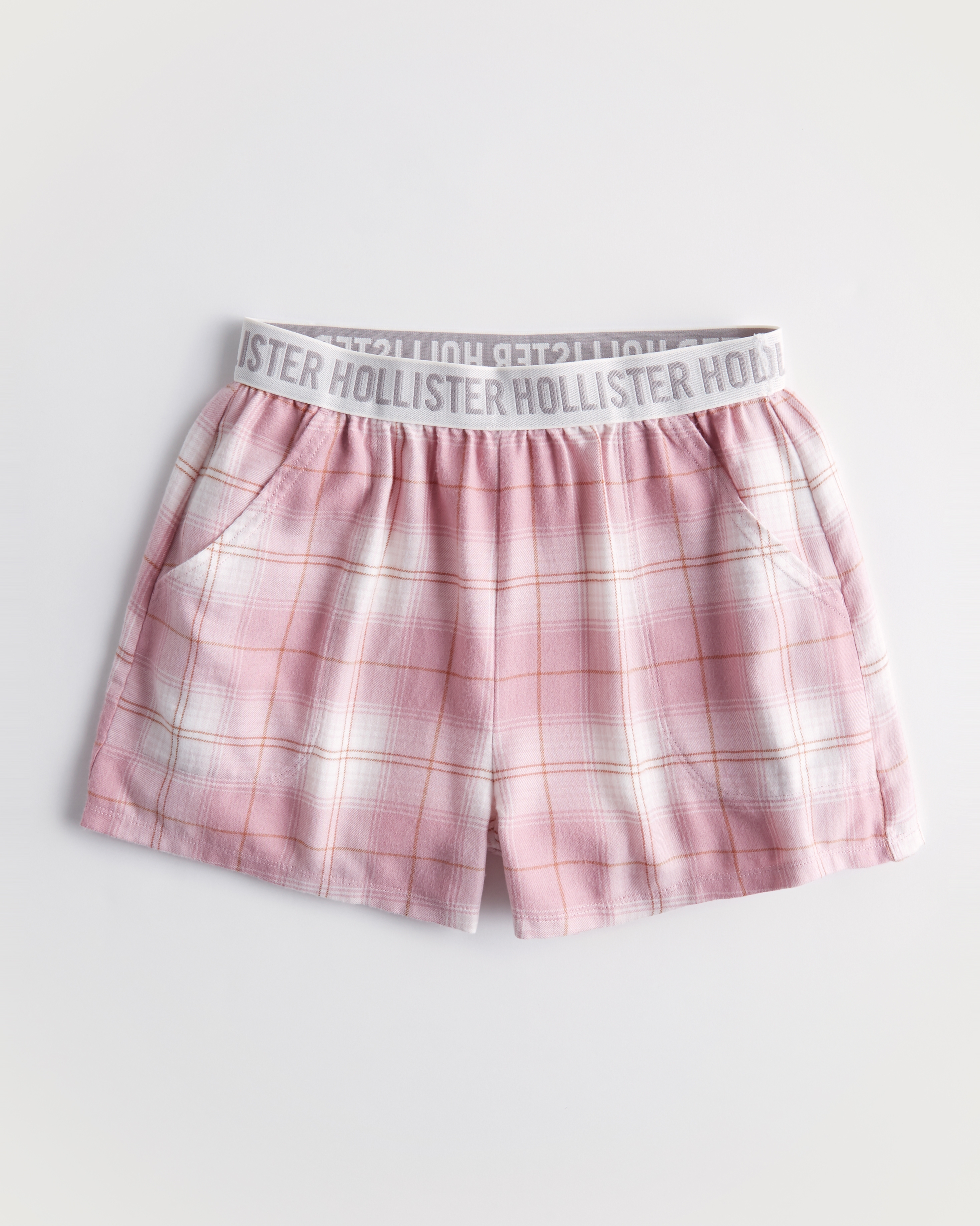 Hollister Patterned Flannel Sleep Shorts ($20) ❤ liked on Polyvore  featuring intimates, sleepwear, pajama…