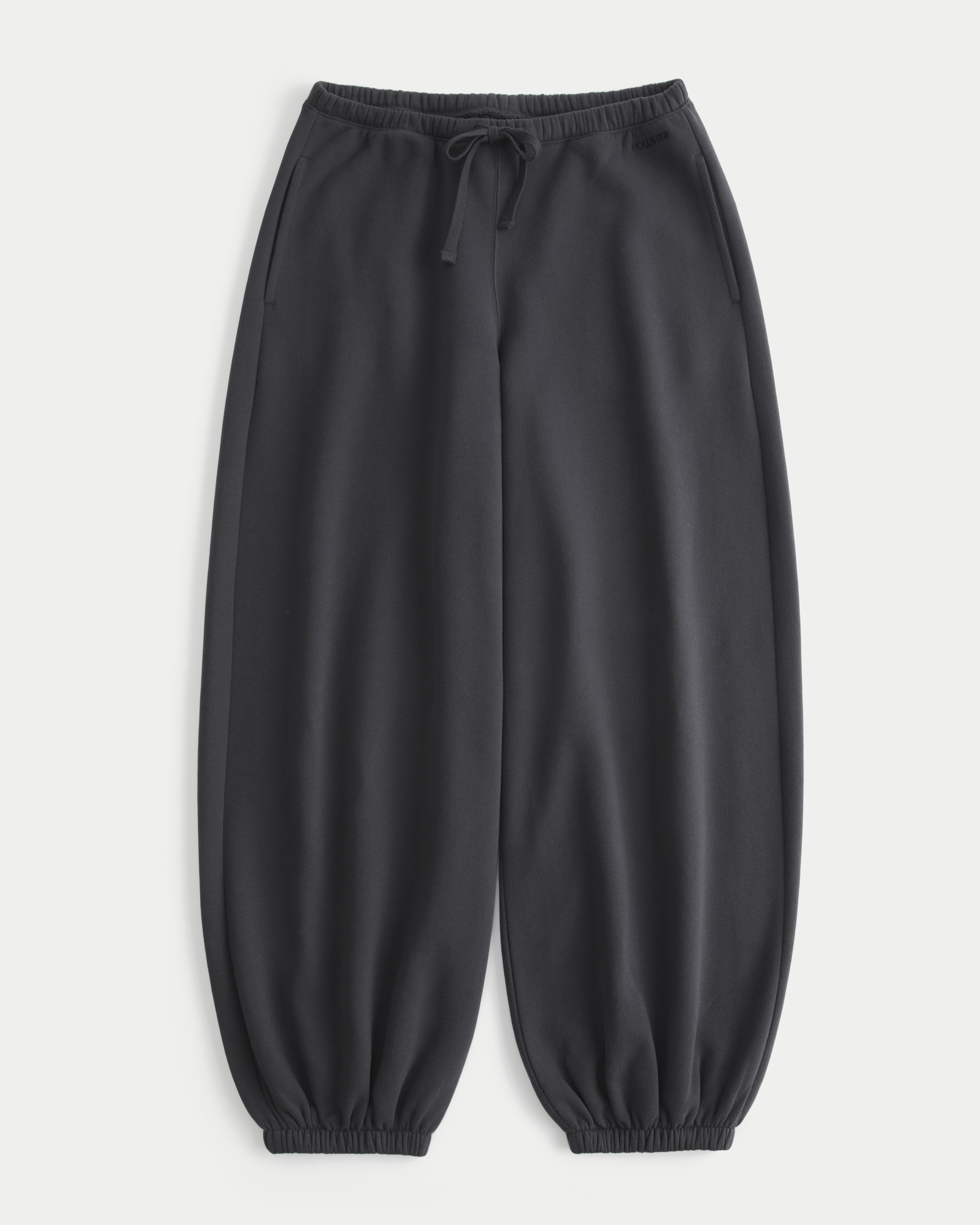 Hollister Feel Good Low-Rise Balloon Sweatpants
