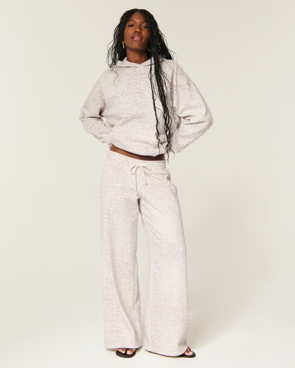 Low-Rise Snow Leopard Print Baggy Sweatpants, Light Gray view 1