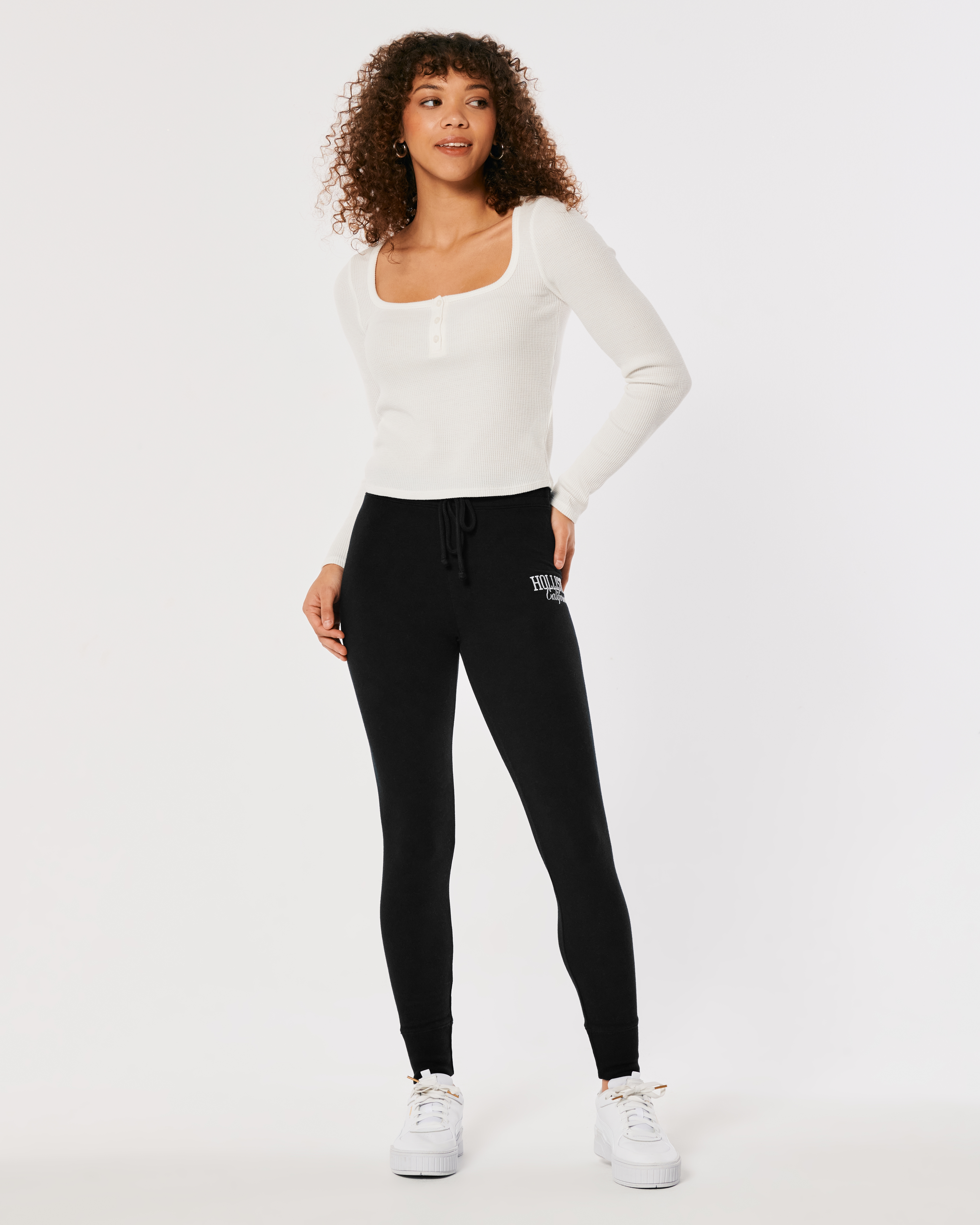 Hollister ultra high hot sale rise fleece leggings